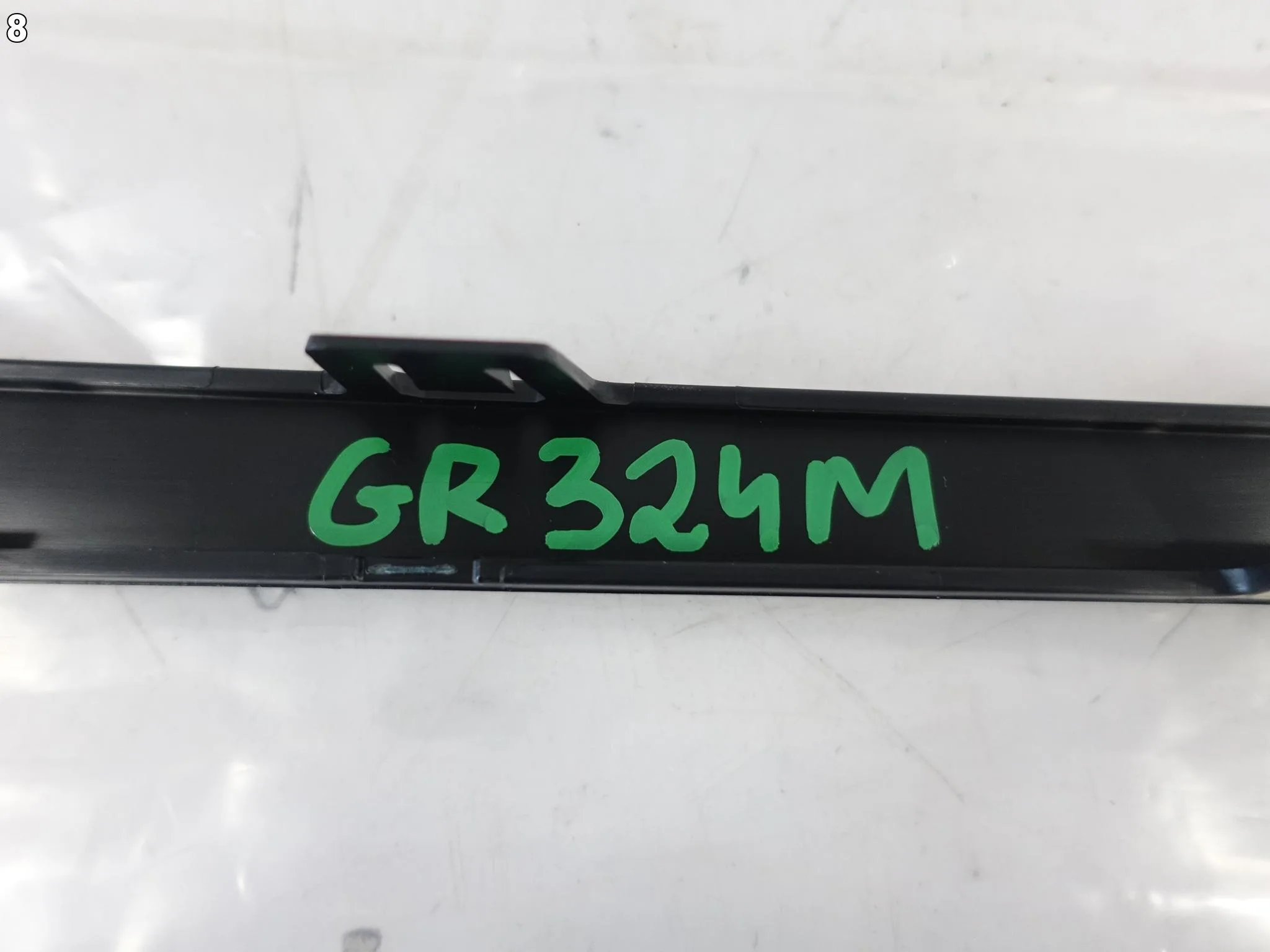 MERCEDES GLC II X254 AMG LINE 22- LISTWA NAKŁADKA ŚRODKOWA W ZDERZAK PRZÓD c3717b79d0ecf02c86be229b311bf38a