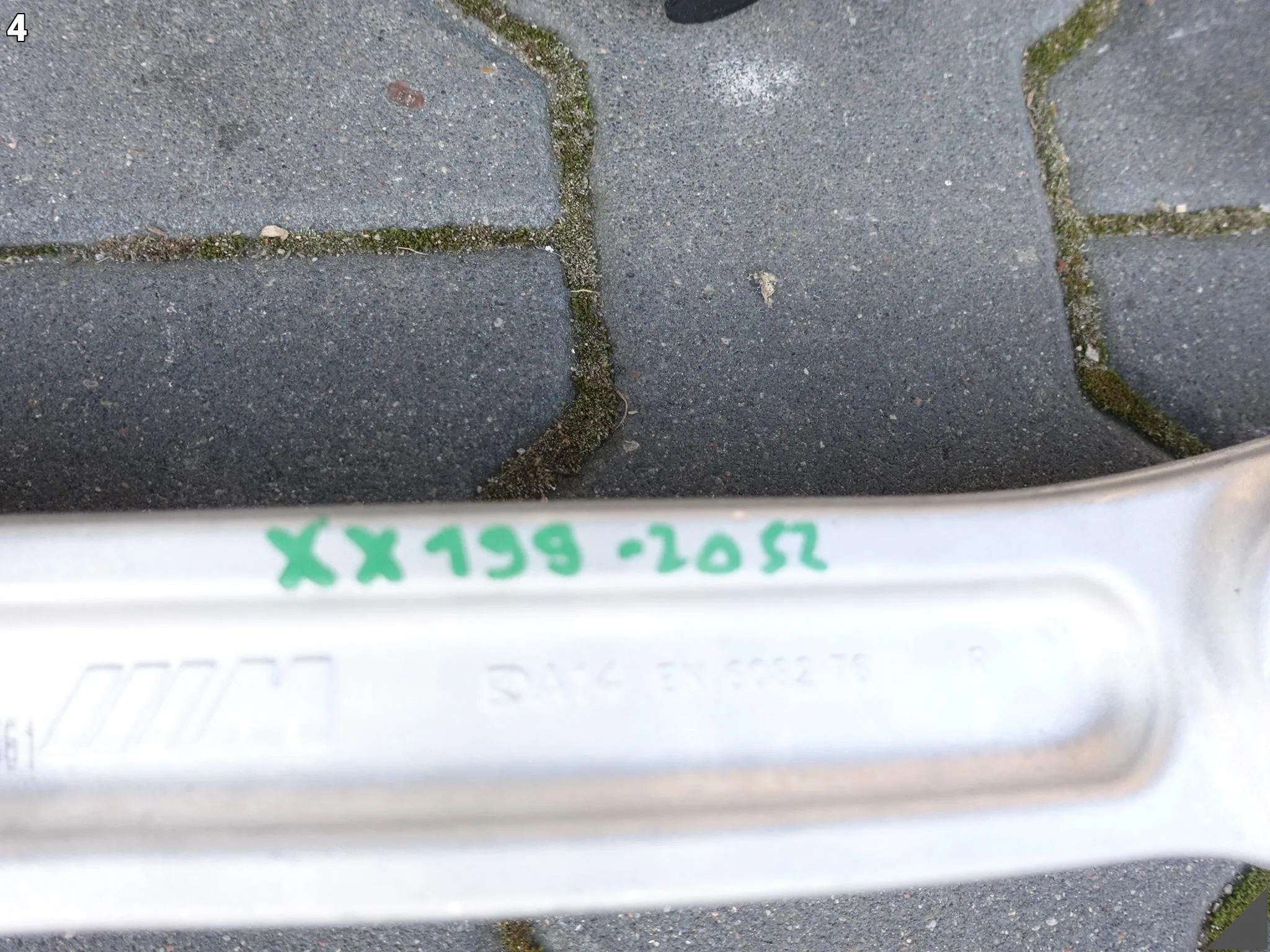 BMW M5 G90 G99 M-POWER 24- WAHACZ POPRZECZNY PRZÓD PRAWY ORYGINALNY 773c09bf5e8c5c53b1b2f906371e1241