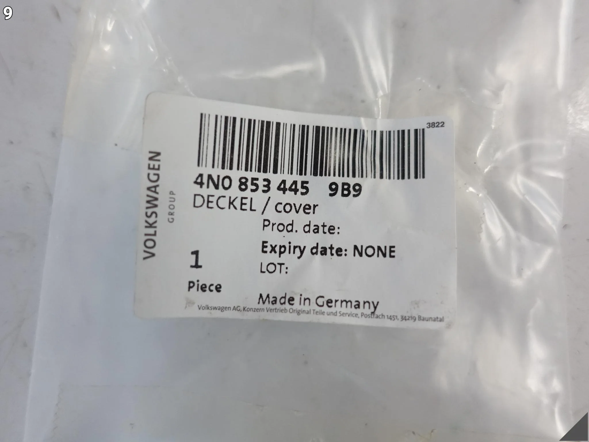 AUDI A8 D5 4N0 17-21 ZAŚLEPKA OSŁONA ZAKRYWAJĄCA LEWA ŚRUBE GRILLA ATRAPY e800f4d1454ece2d7aaabaaf2db14236