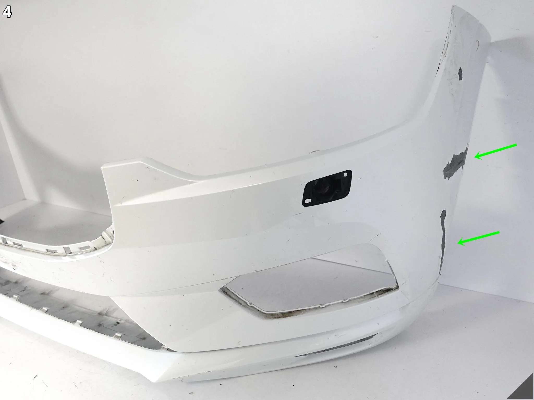 VOLVO XC60 II (2 GENERACJA) 17-21 ZDERZAK BUMPER PRZÓD (SPRYSKI) USZKODZONY 394505e8b4e2aae515fd703ce0c52545