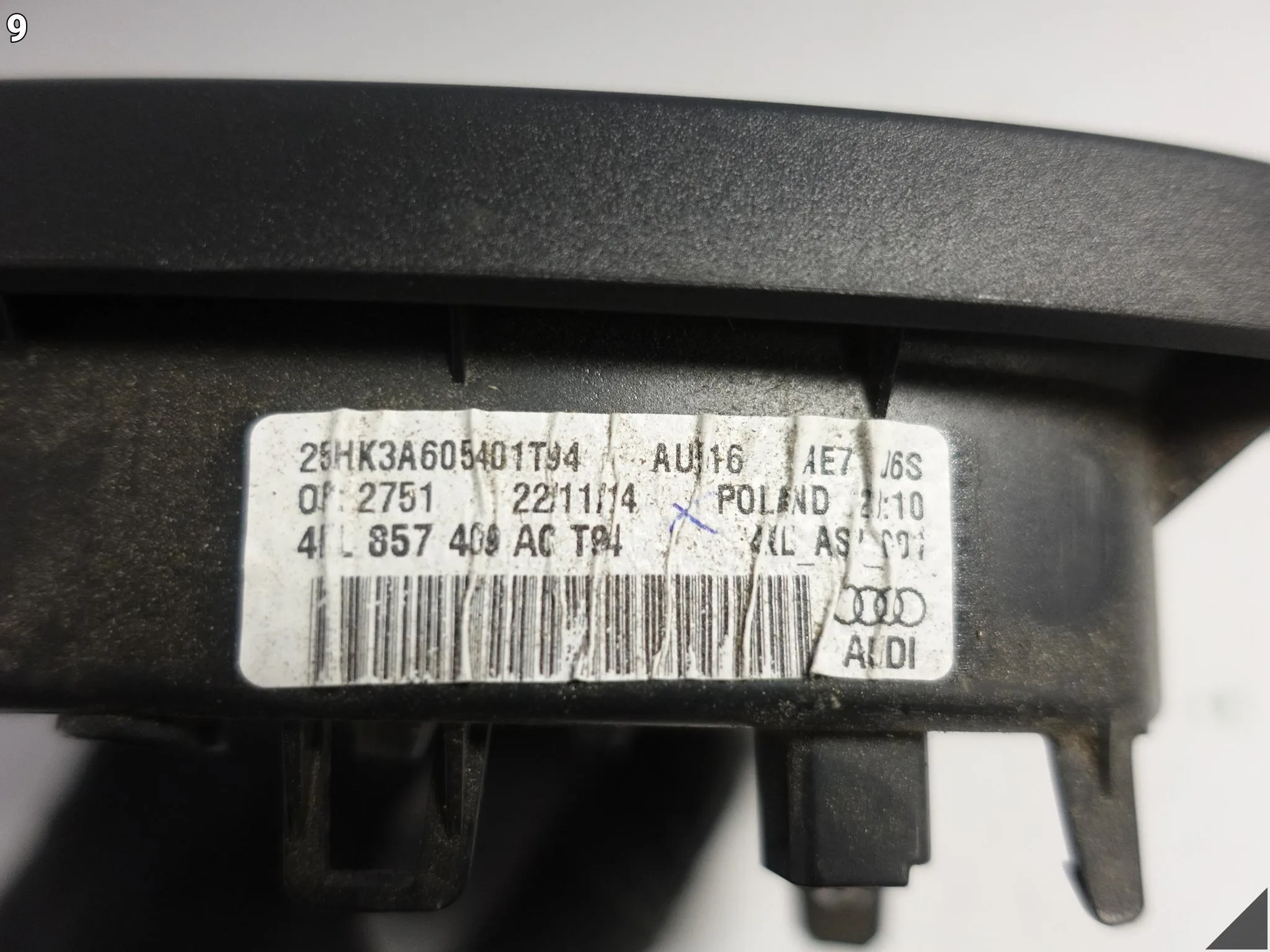 AUDI Q8 E-TRON 4KE SPORTBACK 18- OBUDOWA RAMKA LUSTERKA LEWEGO LEWY PRZÓD 7f258325c13468579a49fa8c854518bf