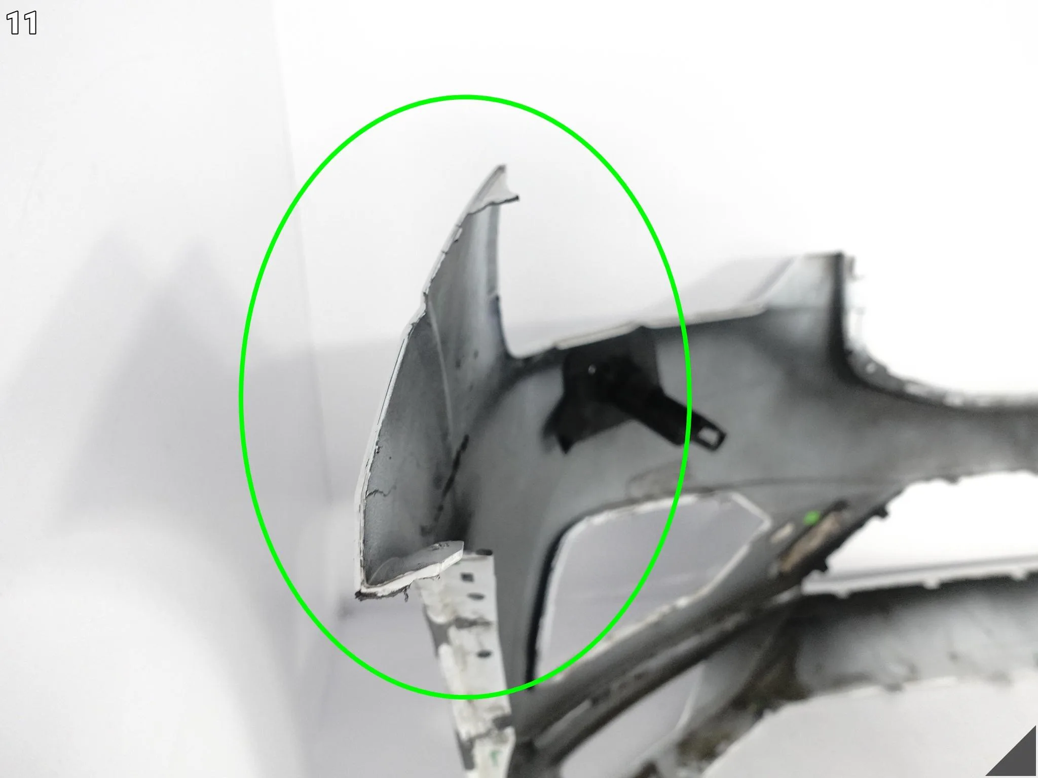 VOLVO XC60 II (2 GENERACJA) 17-21 ZDERZAK BUMPER PRZÓD (SPRYSKI) USZKODZONY 33c1192df496218e639254b102691cdc