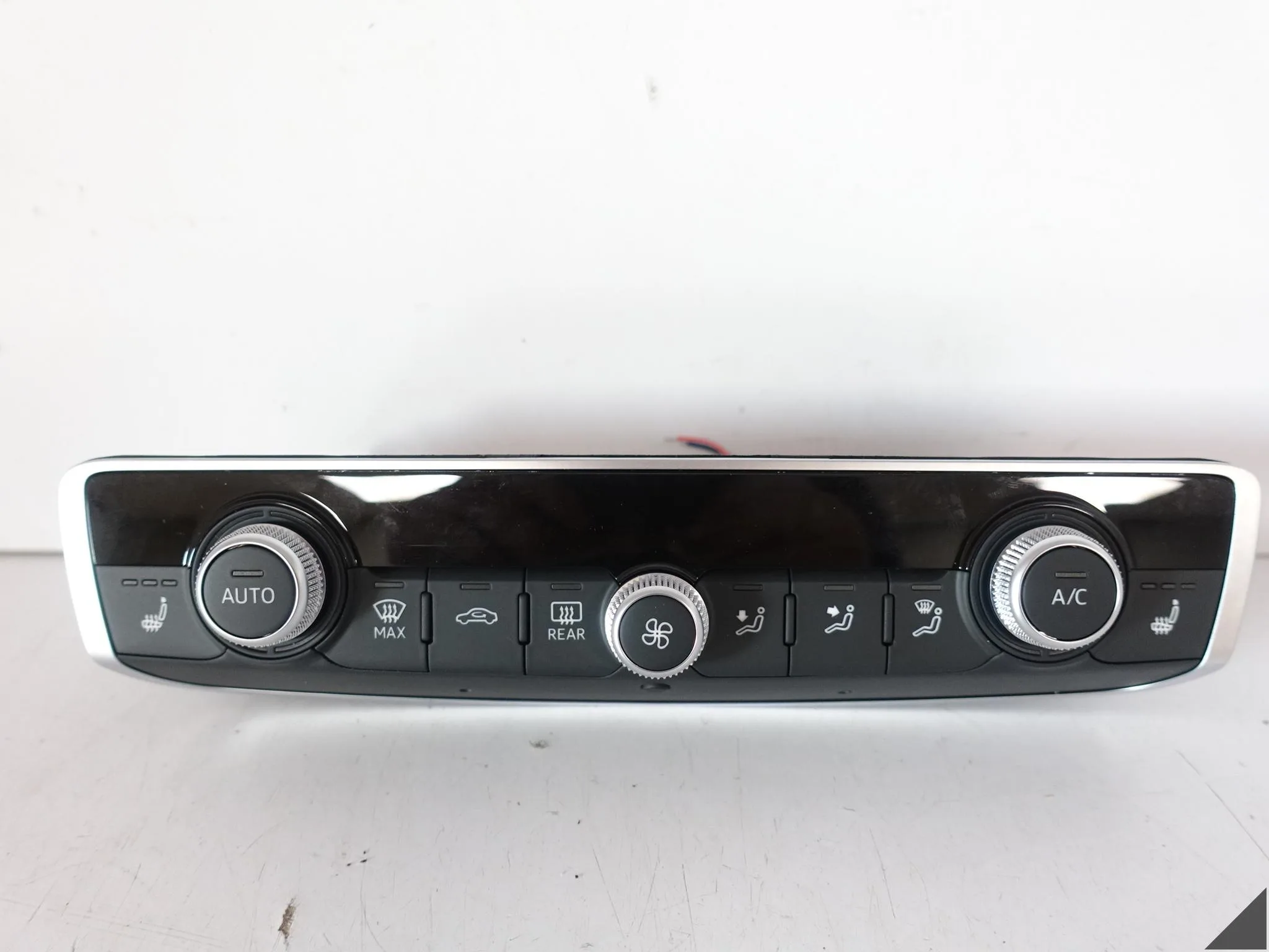 AUDI Q3 83A F3 A1 82A PANEL STEROWANIA WYŚWIETLACZ KLIMATYZACJI PRZÓD IMJ ebdd24c067788dc2ee89eb6f6a7899aa