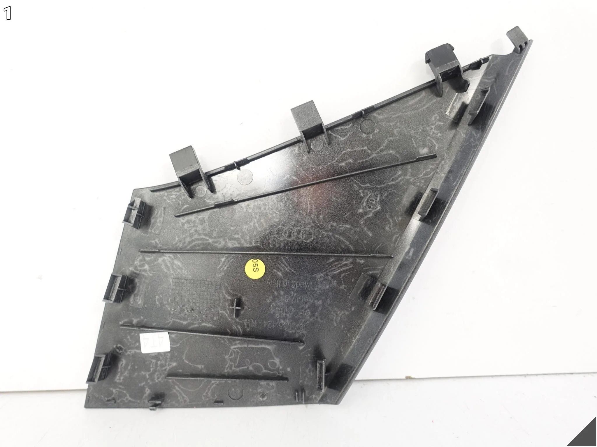 AUDI Q3 83A F3 18-25 OSŁONA LISTWA DEKOR TAPICERKA DRZWI PRZÓD PRAWY a04746f25b97a42f2381f224fa17bc8e
