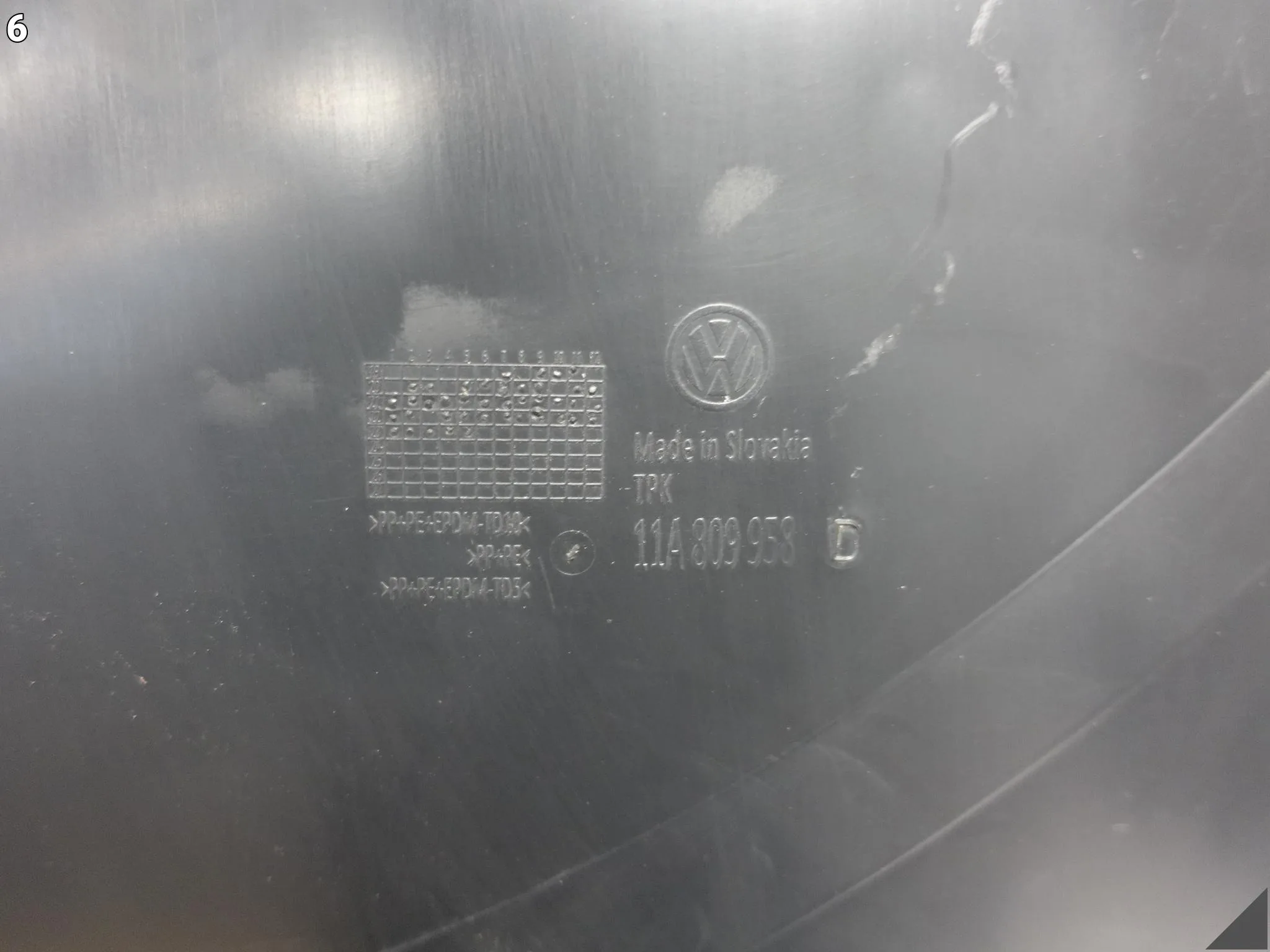 VW ID4 ID.4 E21 11A 20- NADKOLE OSŁONA POSZYCIE WNĘKI KOŁA PRZÓD PRAWE 32bf6eccfae7235f8aa3086d14597ebc