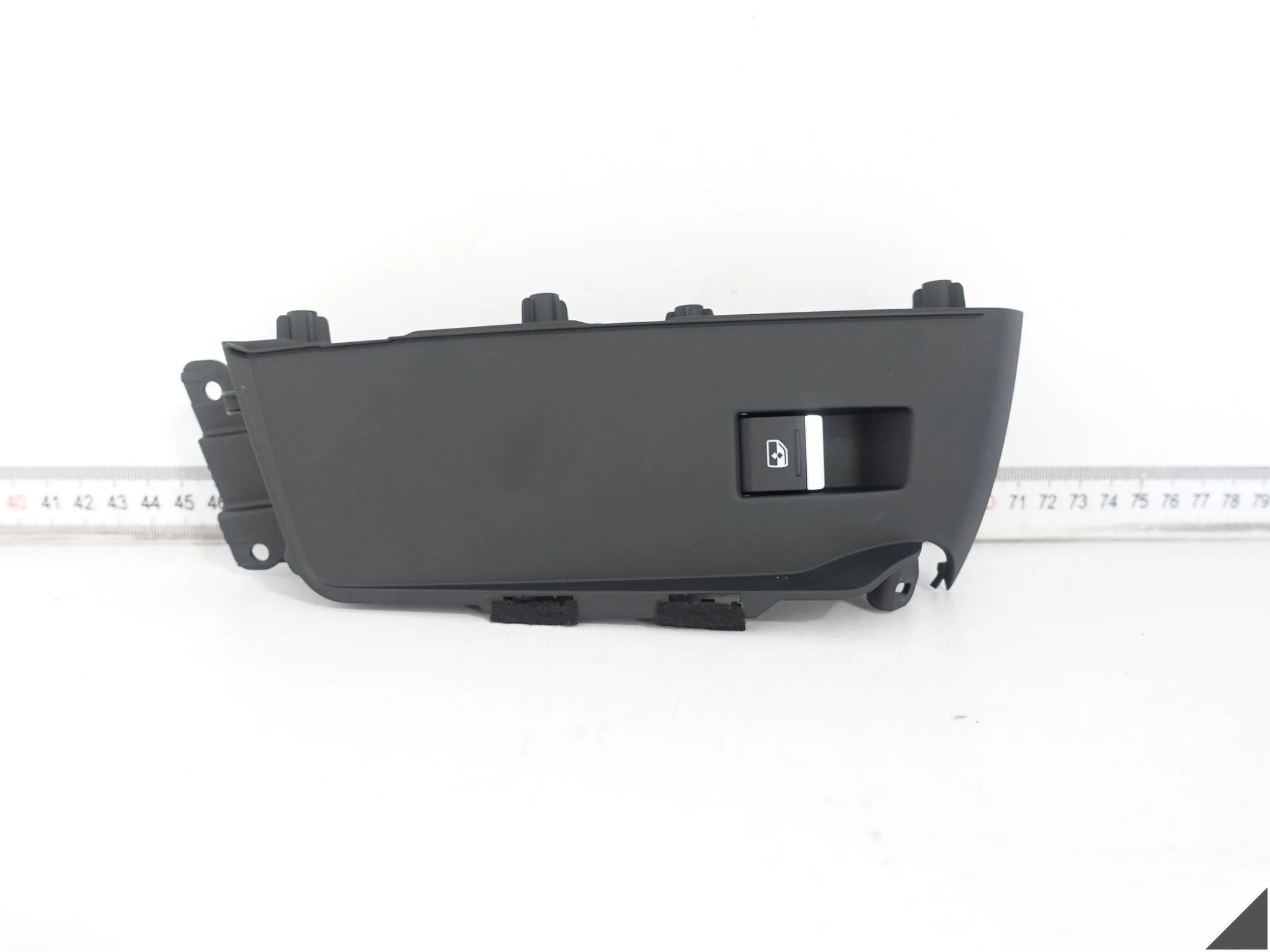 AUDI Q3 83A 83C F3 18-25 PANEL STEROWANIA SZYBY OBUDOWA DRZWI TYŁ LEWY 1ad018ca4ee352453be903f49881182e