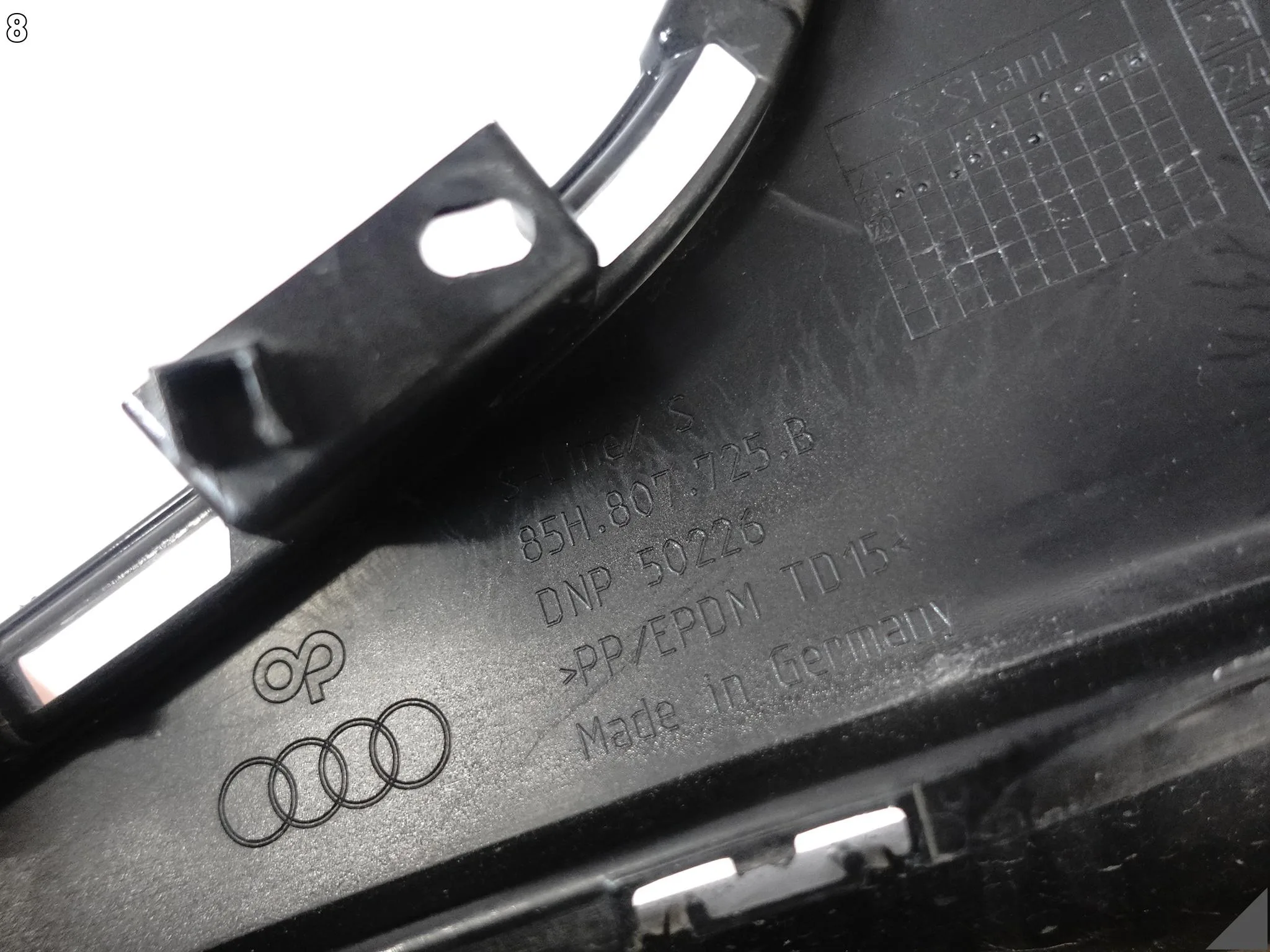 AUDI Q6 SQ6 E-TRON 85H S-LINE 23- ZDERZAK LISTWA KRATKA WZMOCNIENIE PRZÓD c957306c95dcabbdff8c3bc3e43a331f