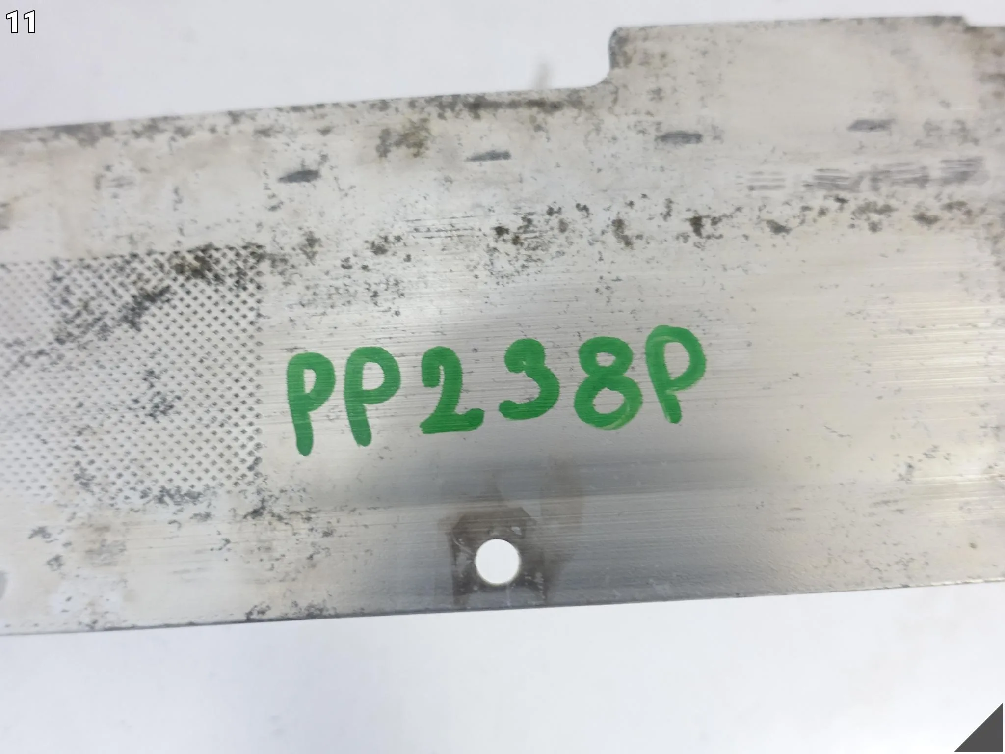 BMW 5 F10 F11 LCI 10-17 BELKA WSPORNIK WZMOCNIENIE PAS W ZDERZAK PRZÓD 7e5dfe0029ab731653785374773a421e