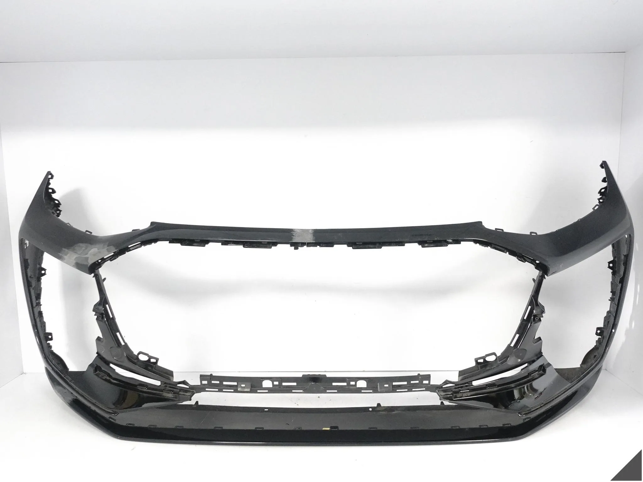 AUDI Q6 SQ6 E-TRON 85H S-LINE 23- ZDERZAK BUMPER PRZÓD (PDC) 75cee119822b7fb5bb1c67af552b2038