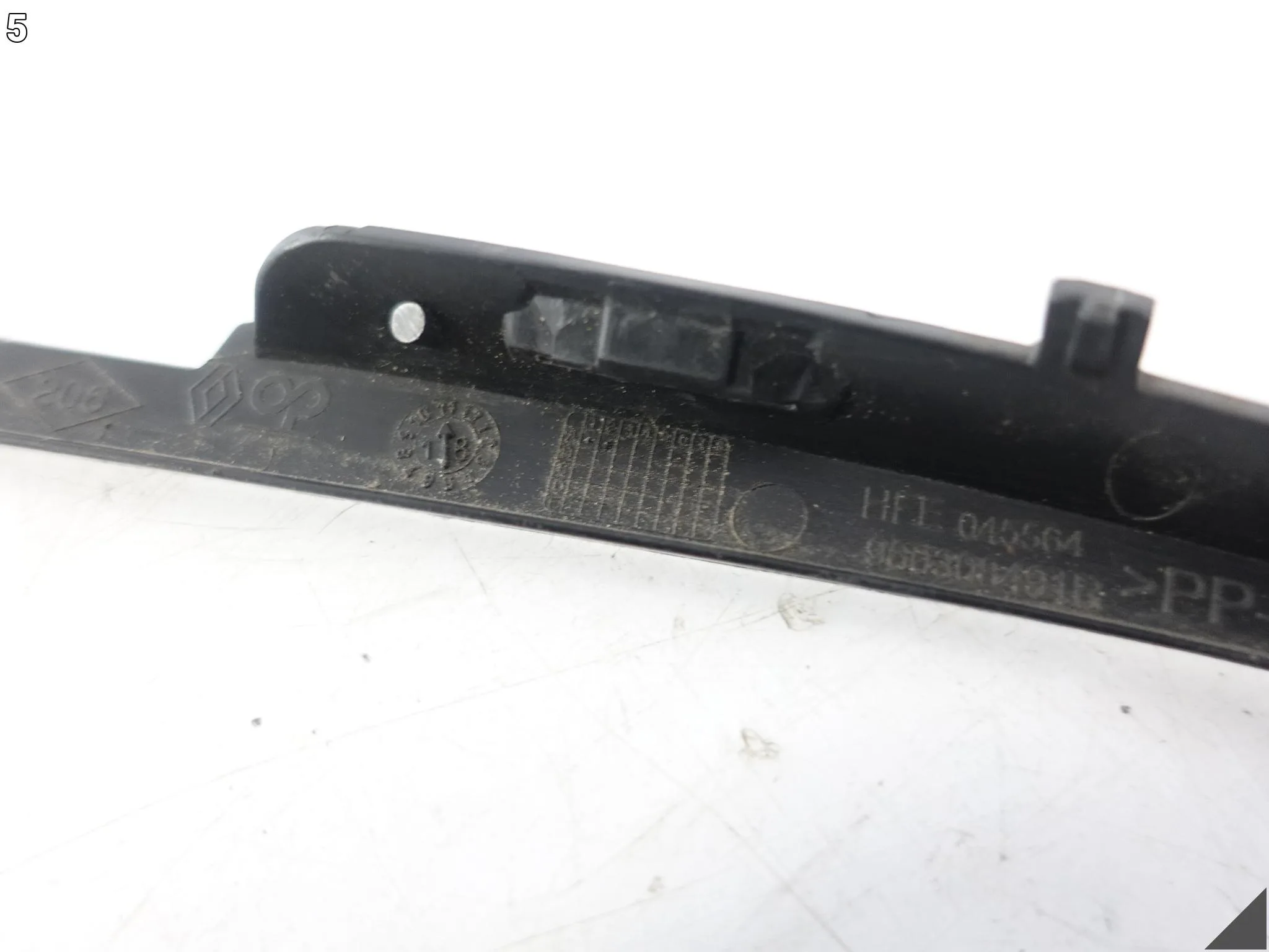 RENAULT KADJAR 15- LISTWA WYKOŃCZENIOWA SPOILER LOTKA LEWA TYŁ 91613f50ab6410eae2b0a250661f9fec