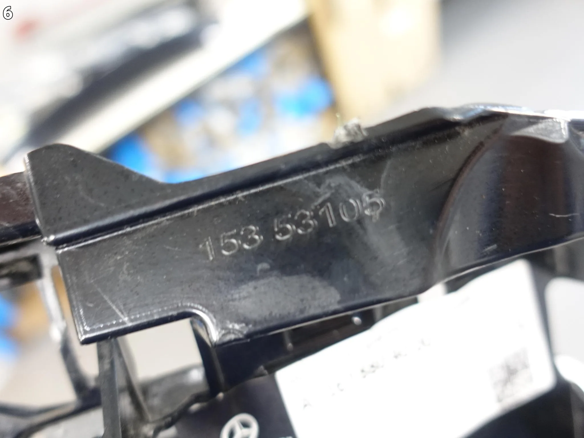 MERCEDES GLE W167 BASIC LIFT 19- ŚLIZG MOCOWANIE W ZDERZAK TYŁ PRAWY 799b0e8f15f038b61cd8f76576d4314b