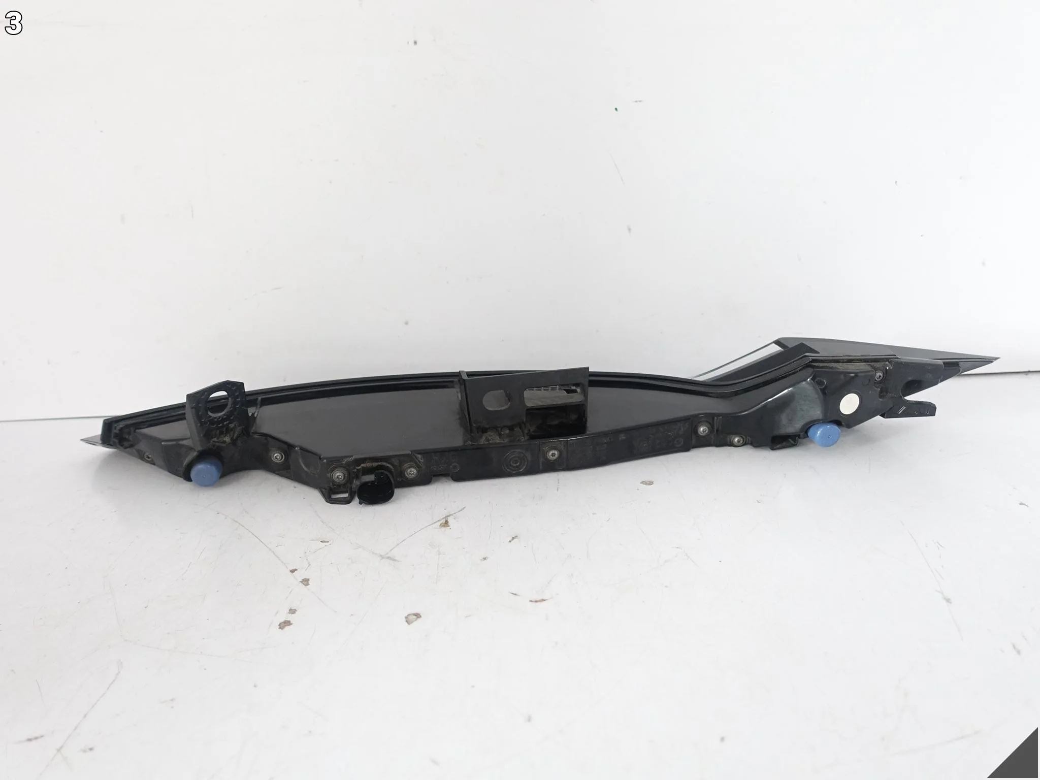 PORSCHE 911 992 19- LAMPA LED W BŁOTNIK LEWA TYŁ EUROPA BASE 992945091E e5937973ecb74e451c3196b6eff19bb1