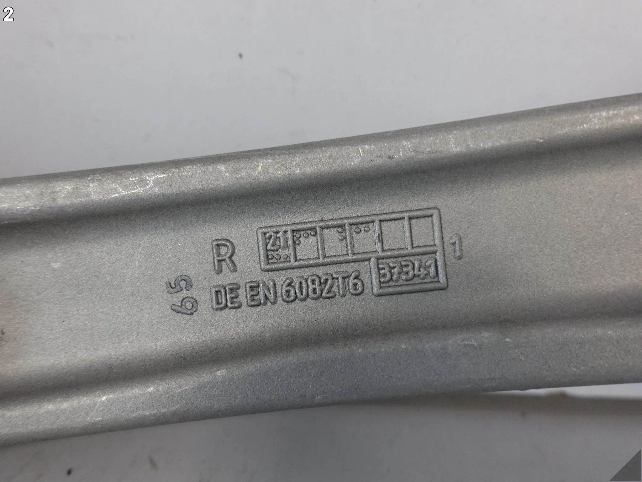 BMW 8 G14 G15 G16 18- WAHACZ POPRZECZNY Z PODUSZKĄ PRZÓD PRAWY ORYGINALNY cf04493177fc1f80debfc9aaeccee5b3