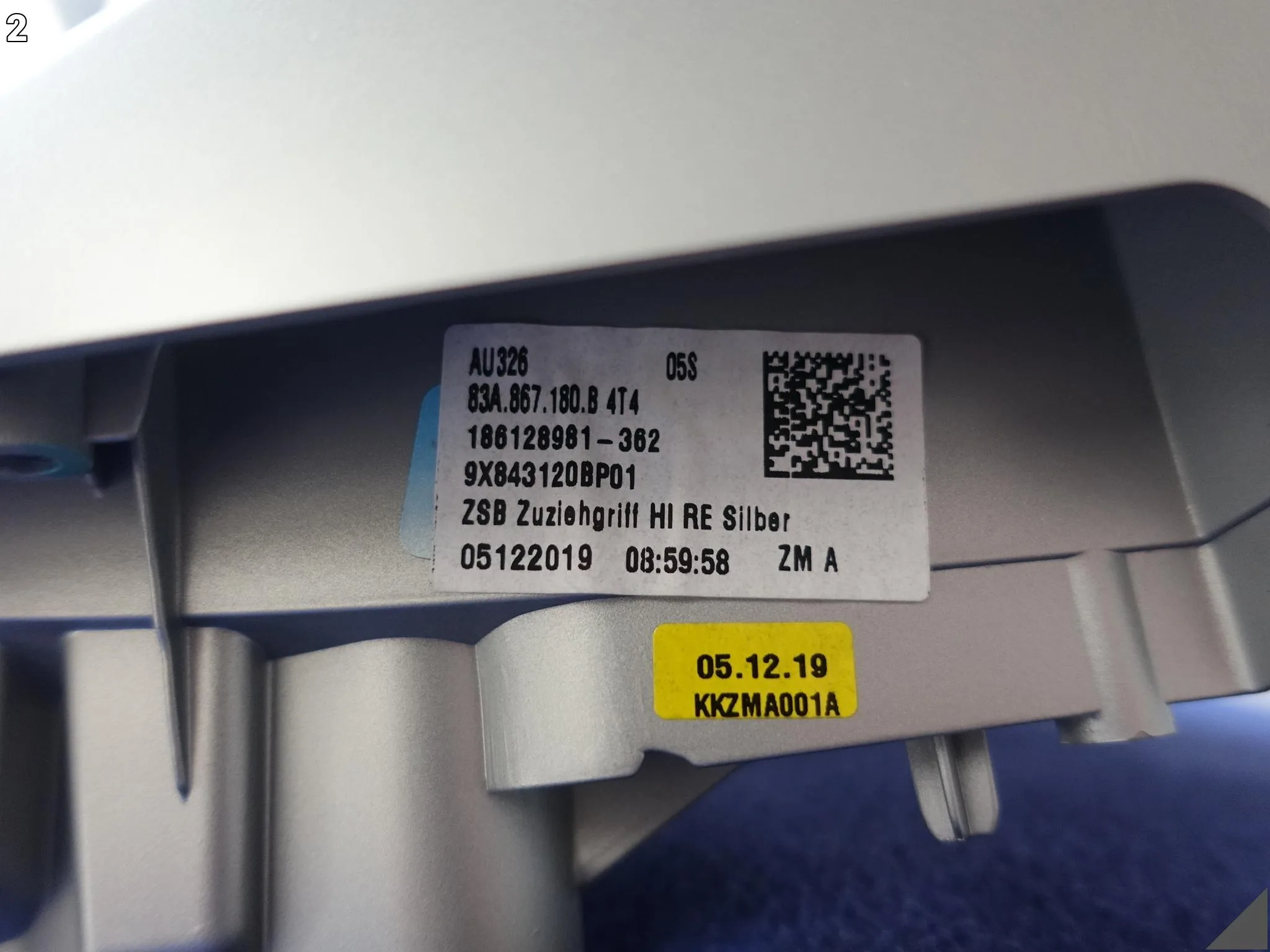 AUDI Q3 83A F3 18-25 UCHWYT PODŁOKIETNIK TAPICERKA DRZWI TYŁ PRAWY 4T4 31cf0735165572ae4223e3f90eb120a4