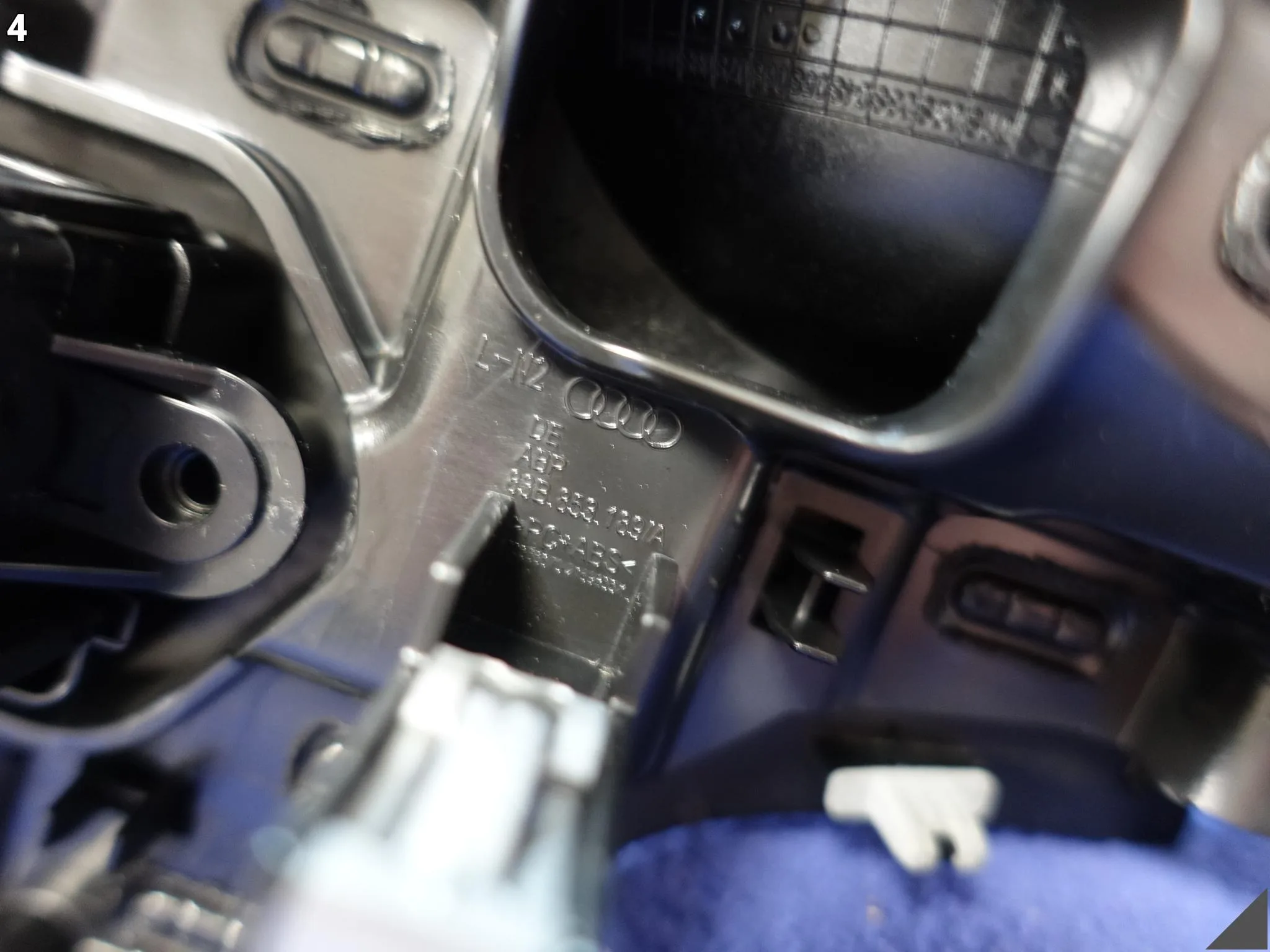 AUDI Q3 83A 83B F3 18-25 OSŁONA DESKA ROZDZIELCZA PRZEŁĄCZNIK V58 EU 24KM af8dd02d58755650869bc998435cb07c