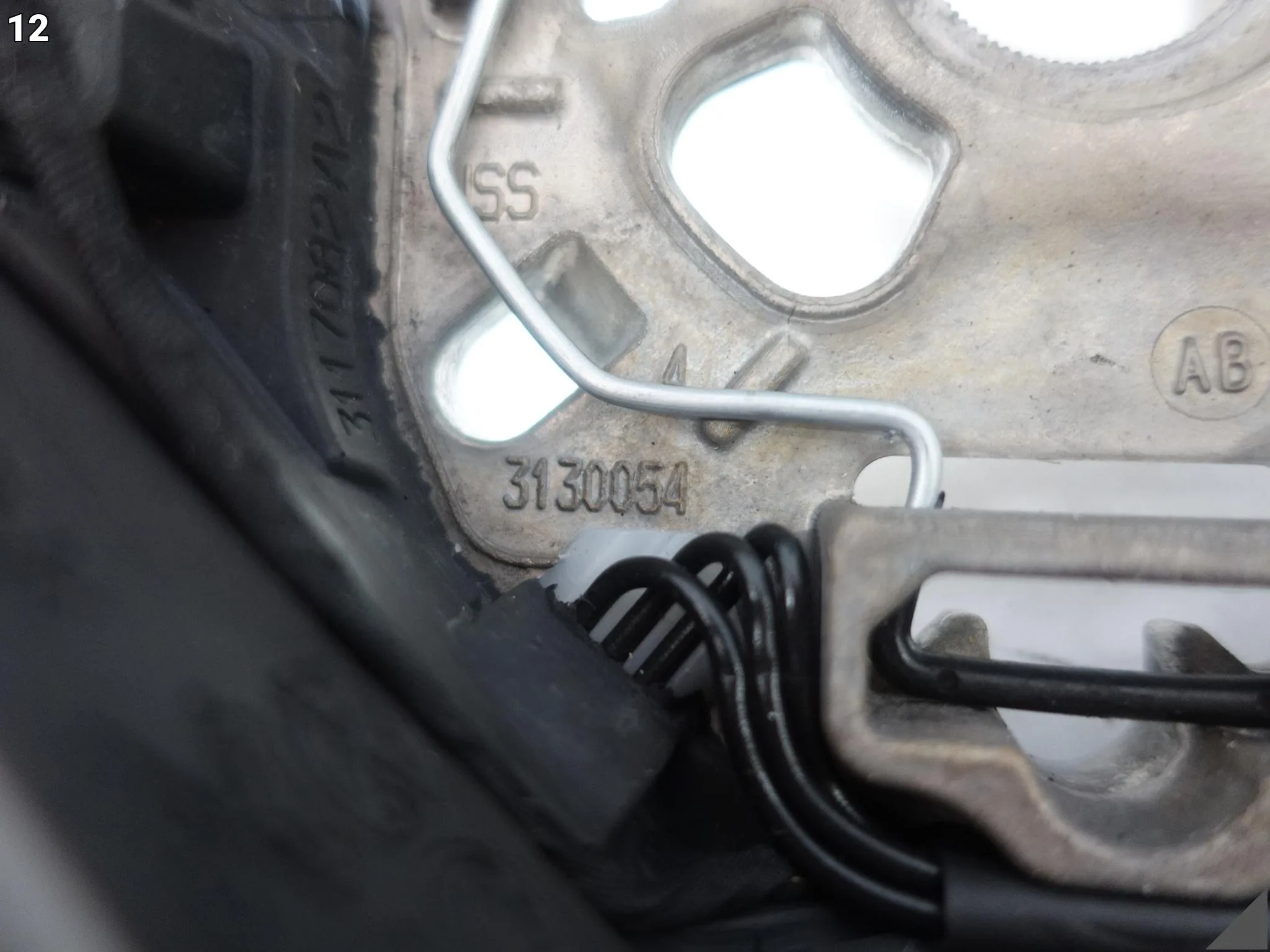 VW GOLF VIII 8 5H0 PASSAT B3 3G0 TIGUAN R-LINE KIEROWNICA SKÓRA ŁOPATKI 47b614666cb16fd6ad2e8dbbb4f309f3