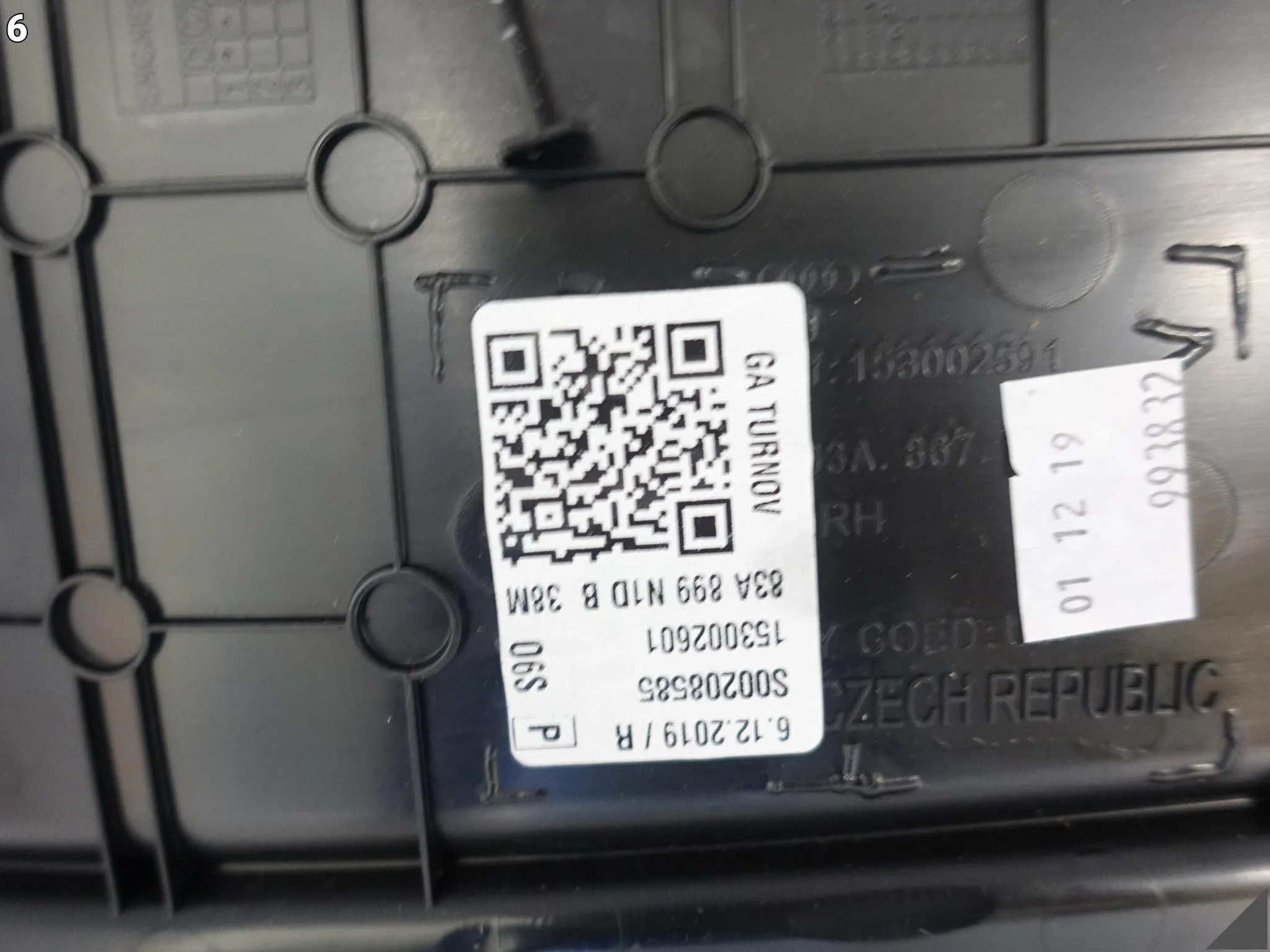 AUDI Q3 83A F3 18-25 BOCZEK TAPICERKA NA DRZWI PRZÓD PRAWY 38M 24KM 863d68ad4b8f0d73b48ead4214780f5f