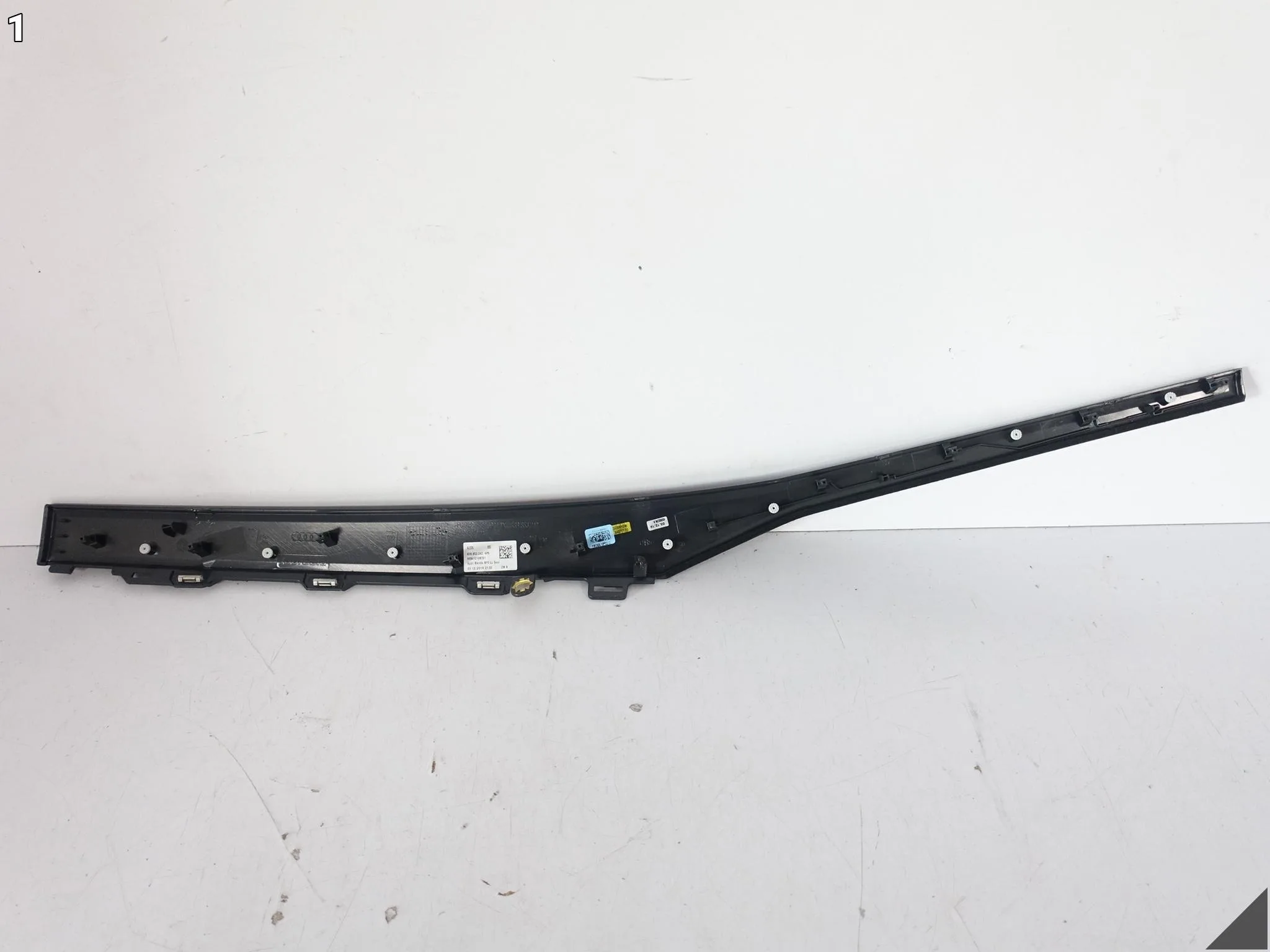 AUDI Q3 83A 83B F3 18-25 LISTWA OSŁONA DEKOR DESKA ROZDZIELCZA 6PS EU 24KM f1683908ba343a0c0eb811ad9d79a786
