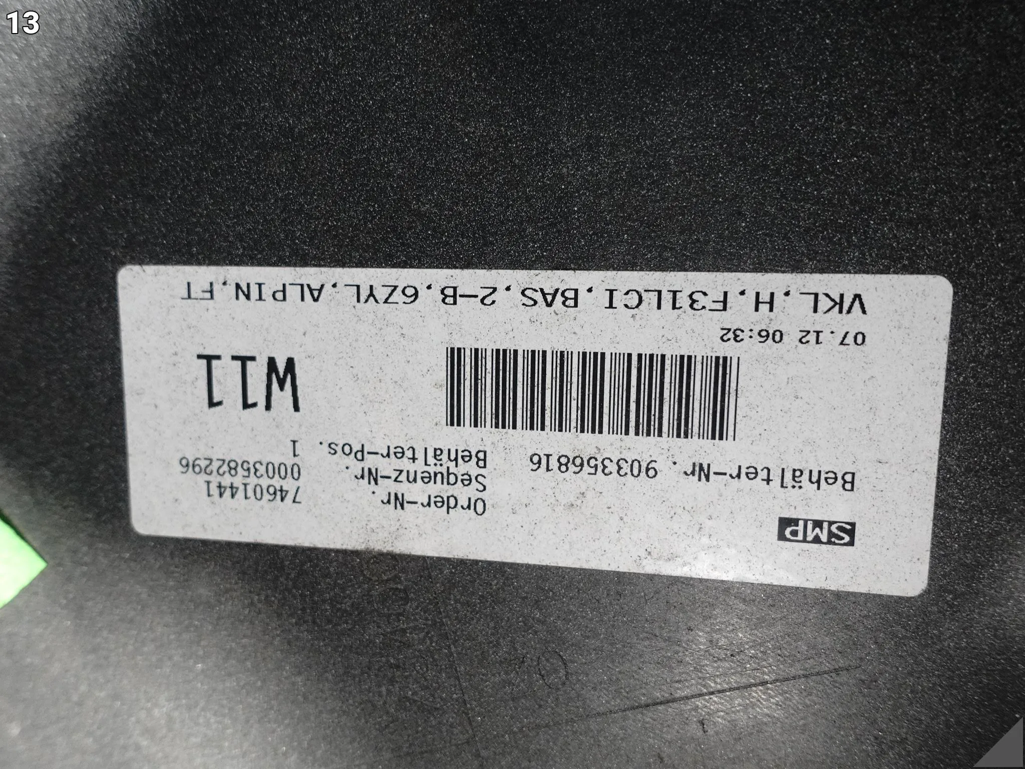 BMW 3 F31 LCI LIFT 15-18 ZWYKŁY KOMBI TOURING ZDERZAK TYŁ (6xPDC/2 WYDECHY) 47b69c436612172441bcf324a9b8986b