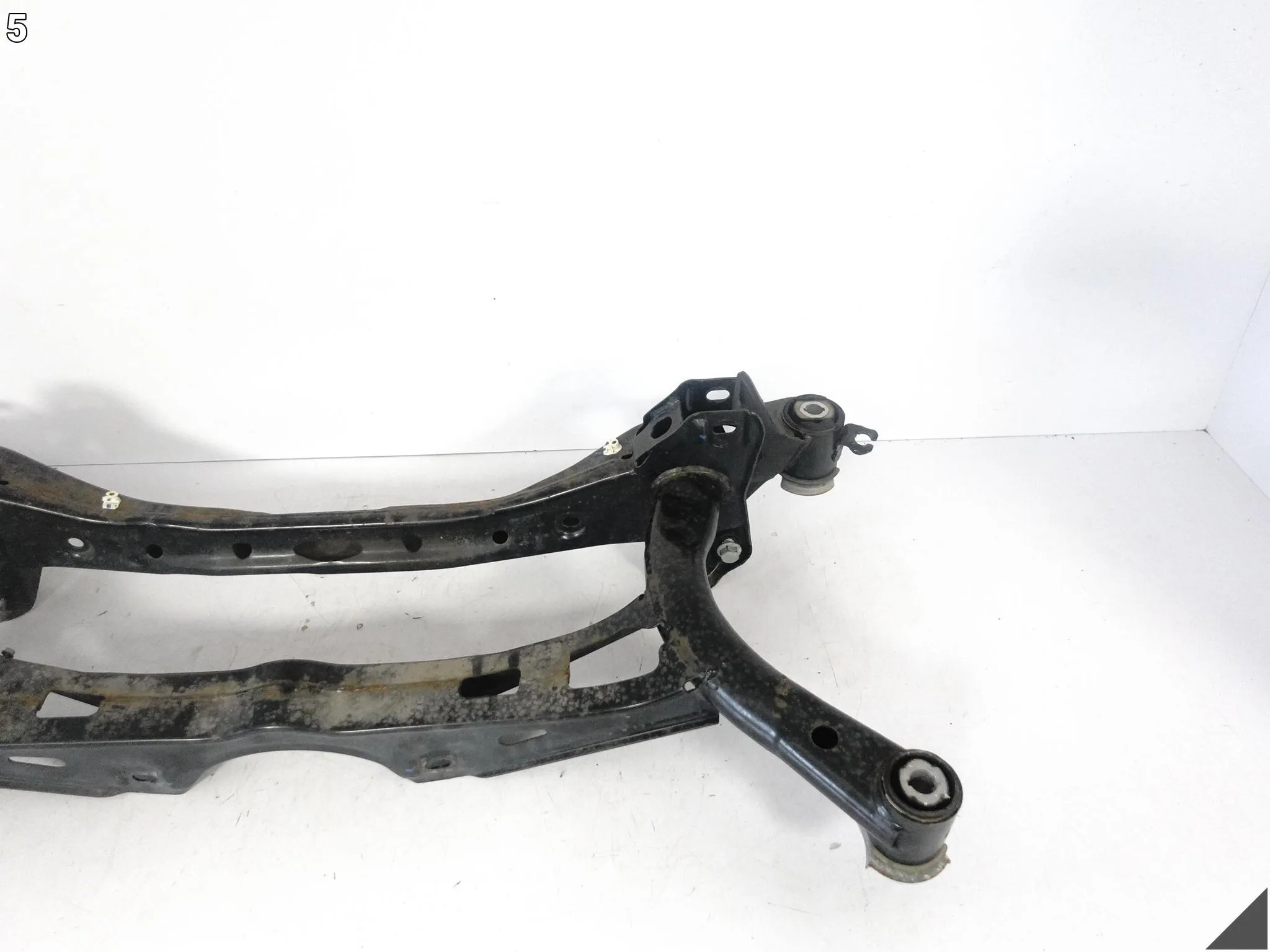 AUDI Q3 83A F3 VW GOLF 5H0 CUPRA SEAT SKODA WÓZEK SANKI BELKA RAMA TYŁ 24KM 21d05a9852d3e7d0af844d21c16c9f9e