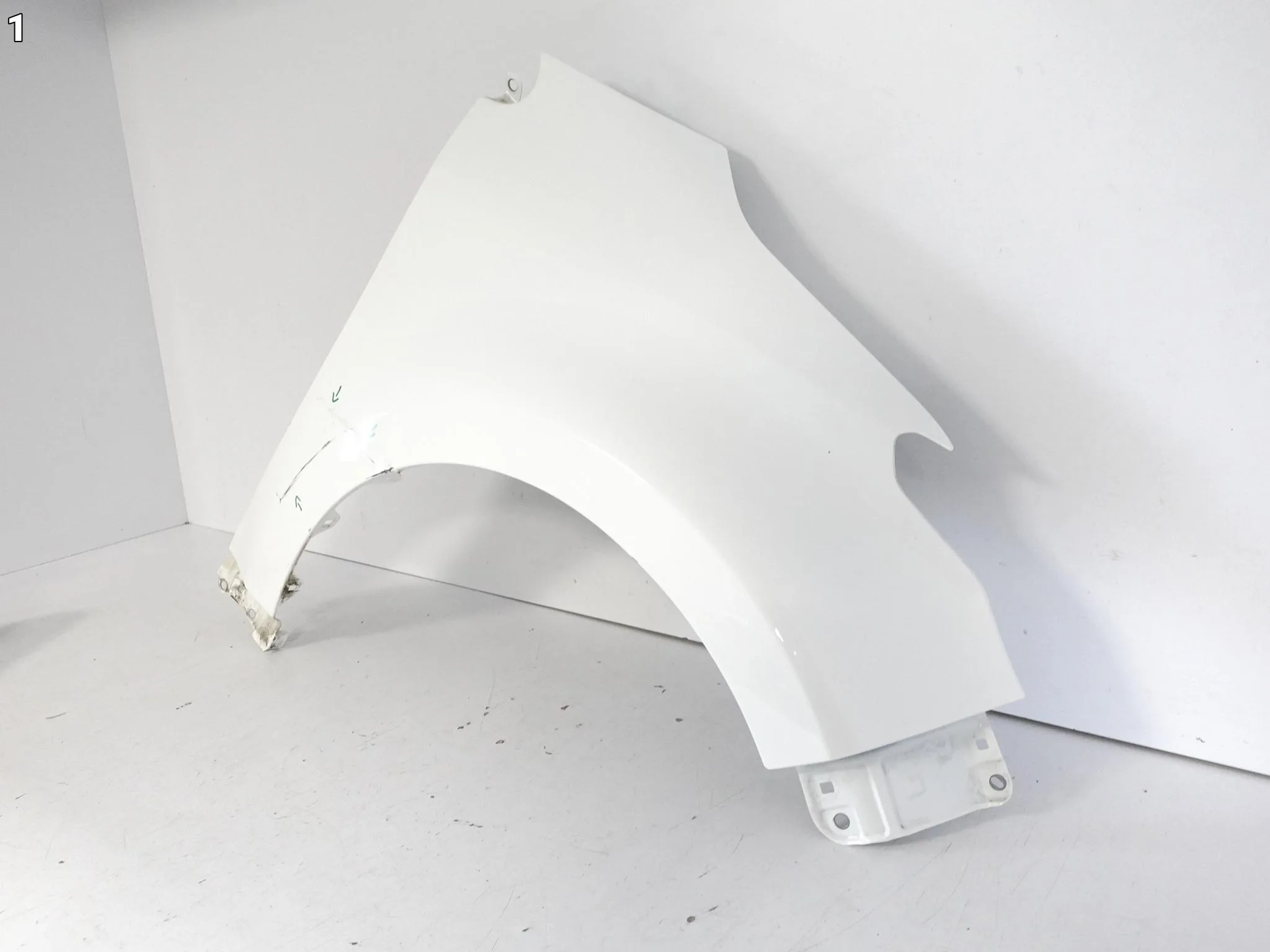 TOYOTA YARIS IV 4 XP210 GR 20- BŁOTNIK FENDER PRAWY PRZÓD 47ba0c62e683685677032db694724a0d