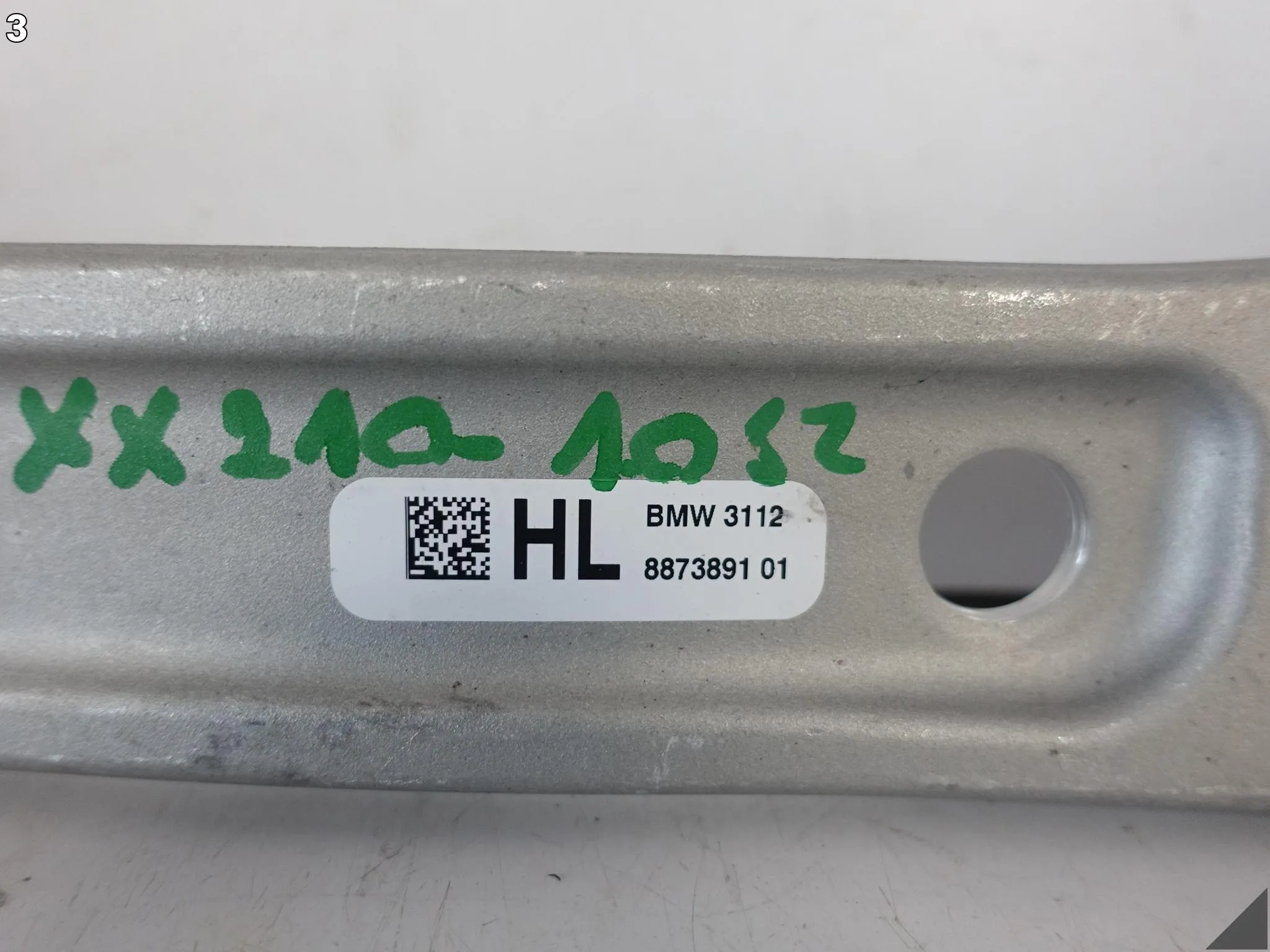 BMW 8 G14 G15 G16 18- WAHACZ POPRZECZNY Z PODUSZKĄ PRZÓD LEWY ORYGINALNY 9e408cb3ccd2bbe66535da361103115f