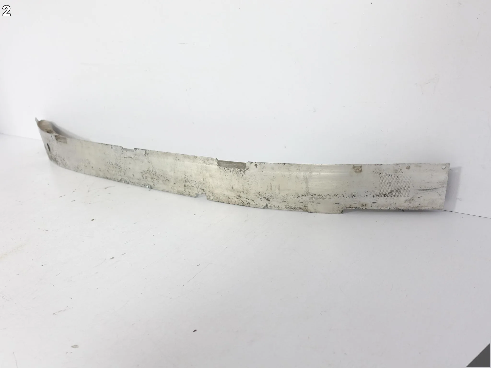 BMW 5 F10 F11 LCI 10-17 BELKA WSPORNIK WZMOCNIENIE PAS W ZDERZAK PRZÓD cd78b28c3e6569a8a3188d64c9ef5fef