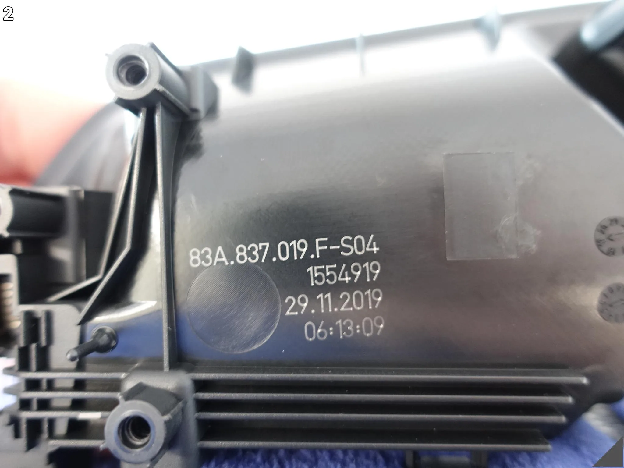 AUDI Q3 83A F3 18-25 KLAMKA WEWNĘTRZNA DRZWI PRZÓD LEWA CHROM 83A837019F 455706f63090d6e08ee39863e549680b