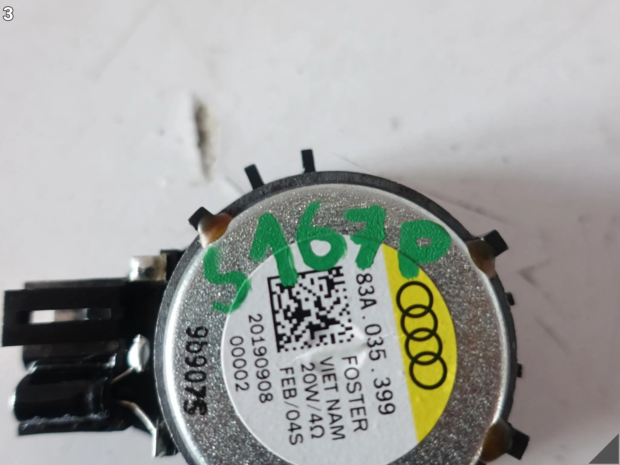 AUDI Q3 83A F3 A3 8Y0 GŁOŚNIK WYSOKOTONOWY SŁUPEK B DRZWI TYŁ PRAWY = LEWY 0ca3b1f33b26adf836bd56e66cfa39ae