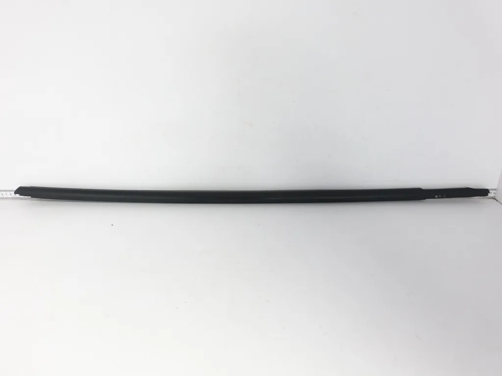 PORSCHE 992 911 18-23 LISTWA ZGARNIAJĄCA SZYBY DRZWI PRAWA PRZÓD 99283751203C 25f83095c70b6bfec68ca0bc76ab7cc1