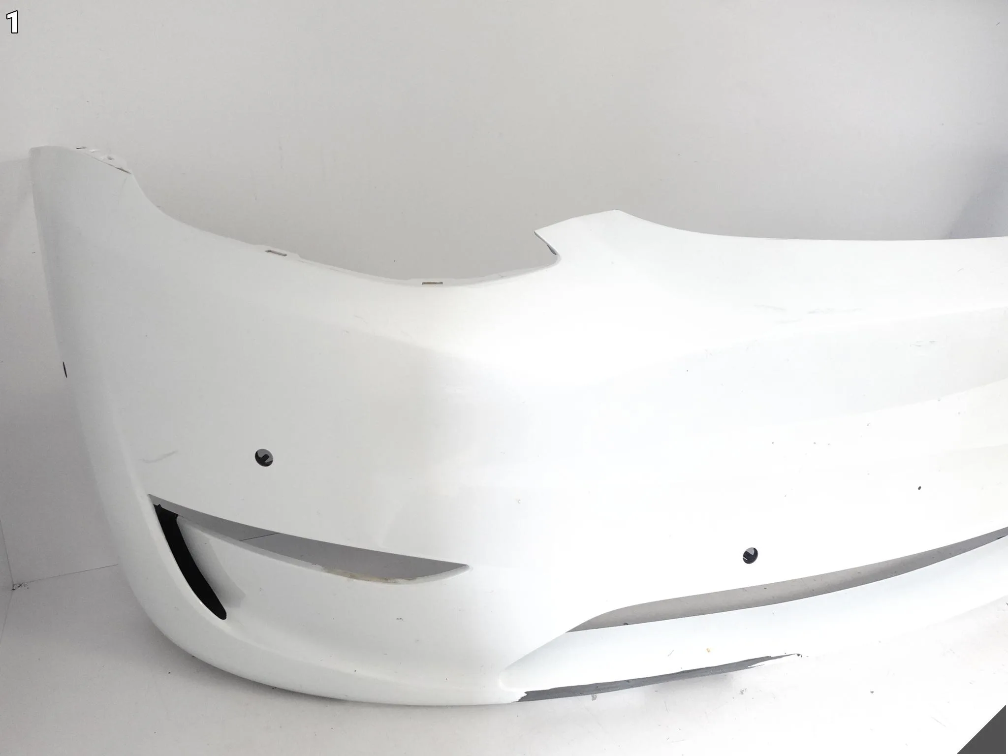 TESLA MODEL Y 20-25 ZDERZAK BUMPER PRZÓD (6xPDC) e6ff4178de25d9fa3c3279a441d60c19
