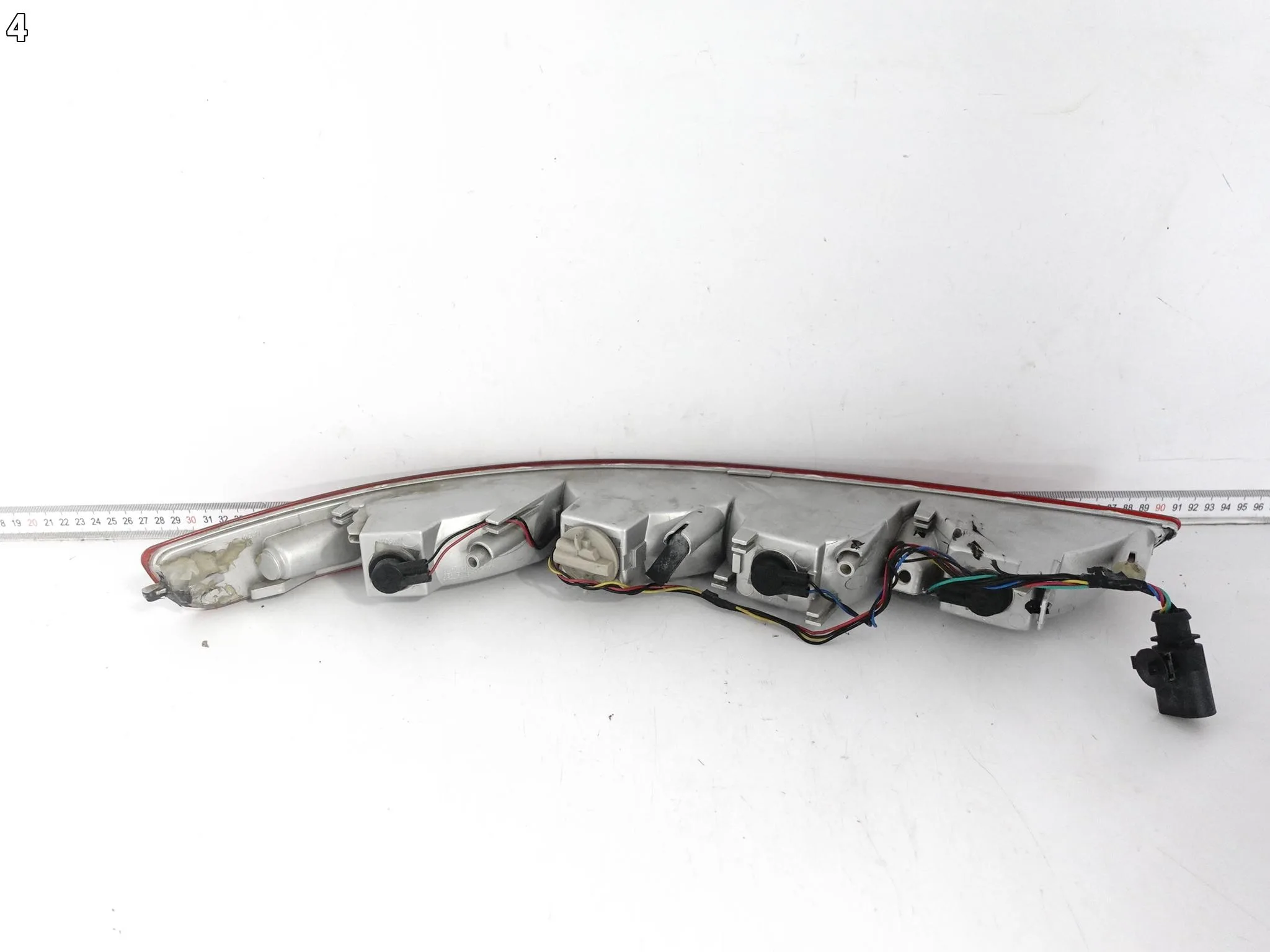 AUDI Q5 SQ5 8R0 08-16 LIFT LAMPA PRZECIWMGIELNA PRAWA TYŁ W ZDERZAK 0f09e66f6892a7649b3031fe2d622a3c