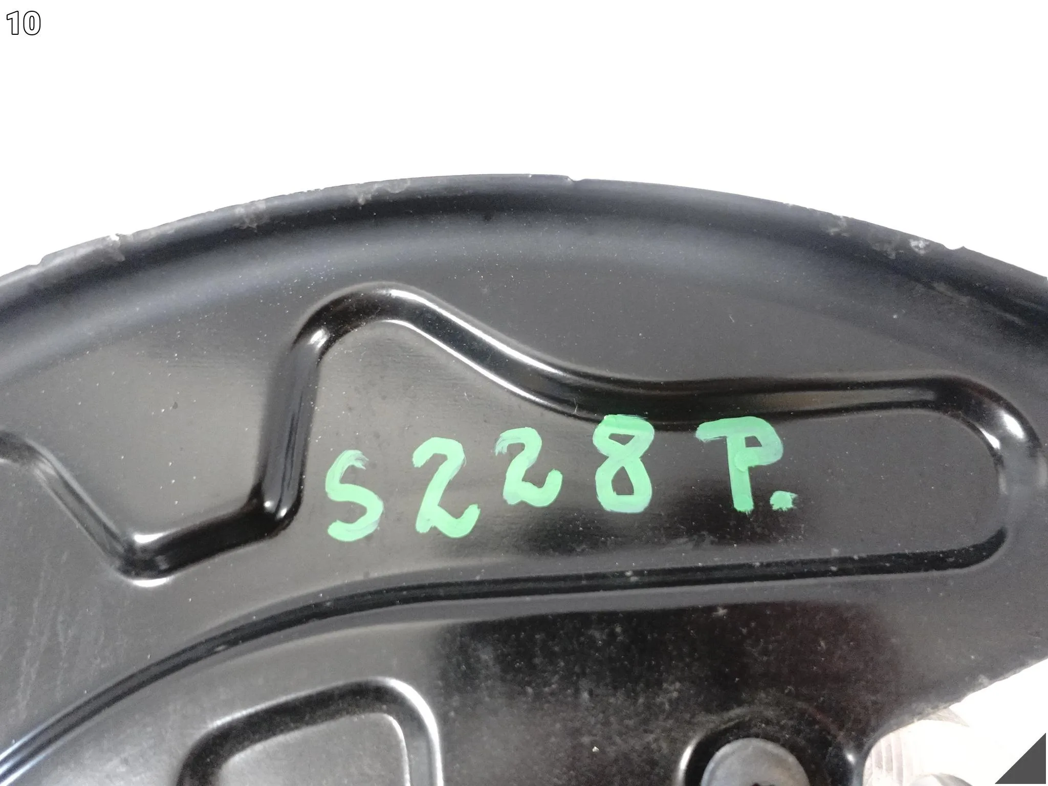 AUDI Q3 83A F3 18-25 ZWROTNICA PIASTA OSŁONA TARCZY PRZÓD PRAWA 24KM 065b5a6b2835449a1efbef8bffe73e6c