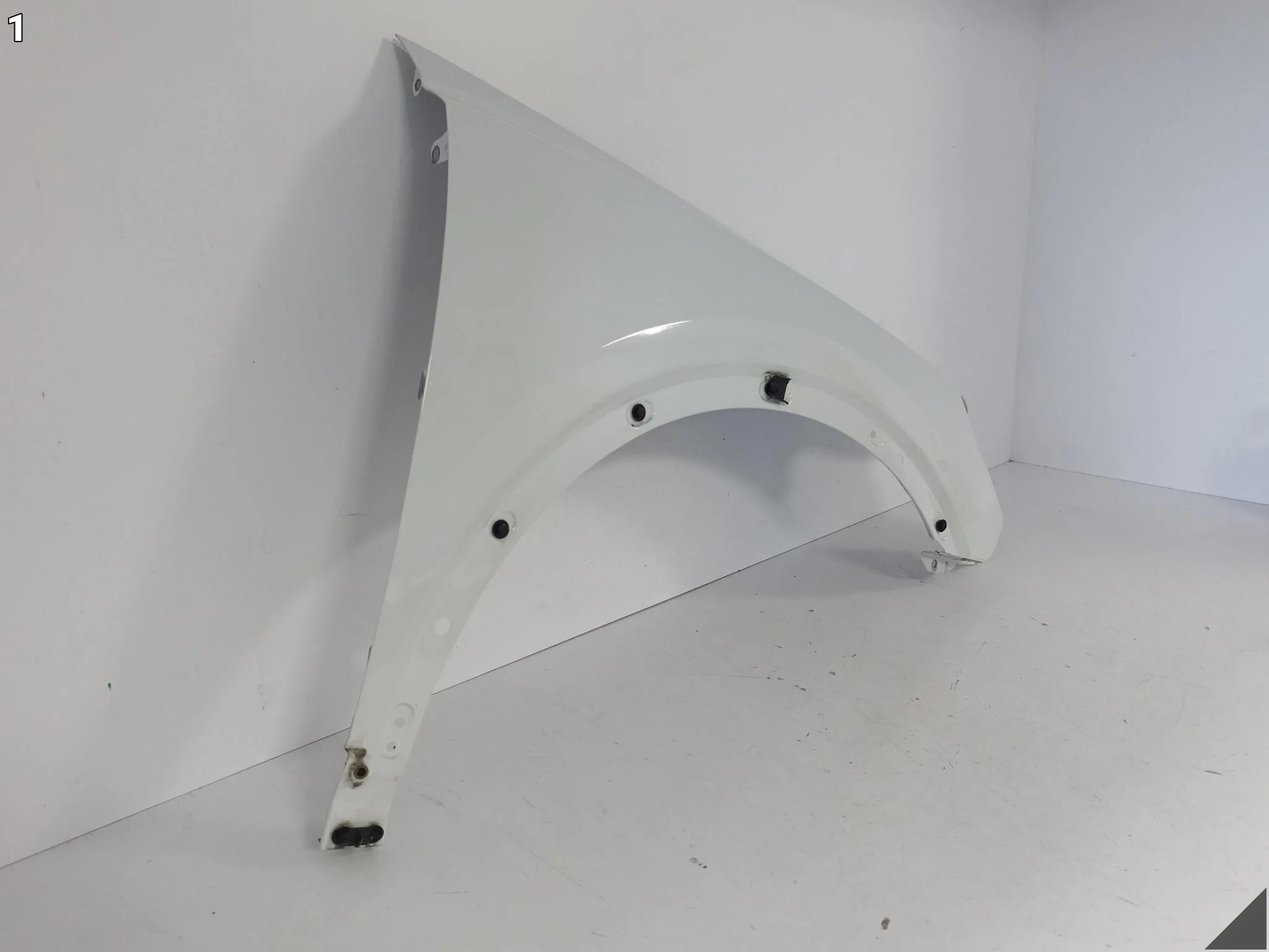 AUDI Q3 83A F3 18-25 BŁOTNIK PRAWY PRZÓD DEMONTAŻ KOLOR LS9R S9R a5b9c977c0772f5fee2211c325104b76