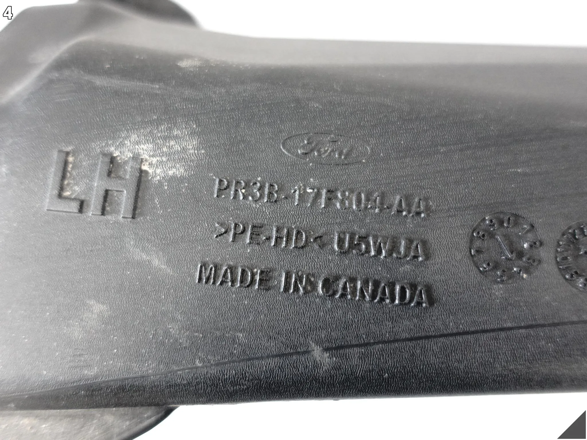 FORD MUSTANG VII 7 23- KIEROWNICA POWIETRZA CHŁODZENIA TARCZY LEWA PRZÓD ee69720c7cb013fd21d26edf92c152af