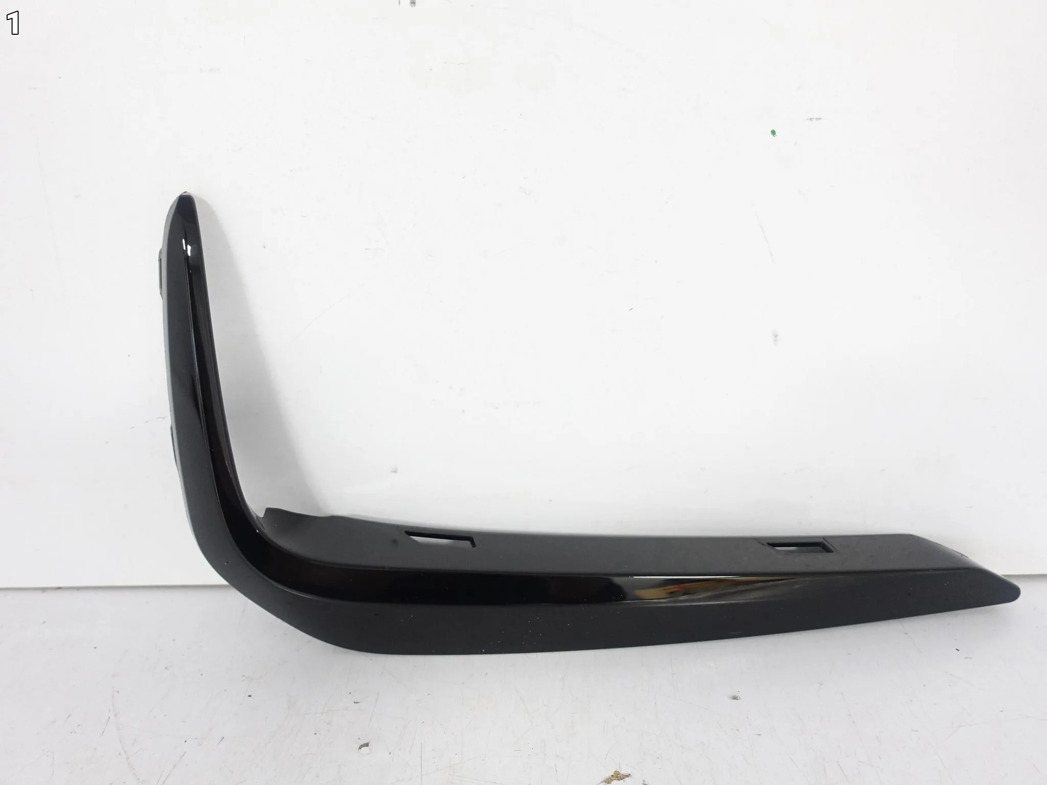BMW 5 G30 G31 M-PAKIET 17-20 LISTWA NAKŁADKA OZDOBNA W ZDERZAK PRZÓD LEWA 5726f66c2572caa2d23911a2ea9aa786