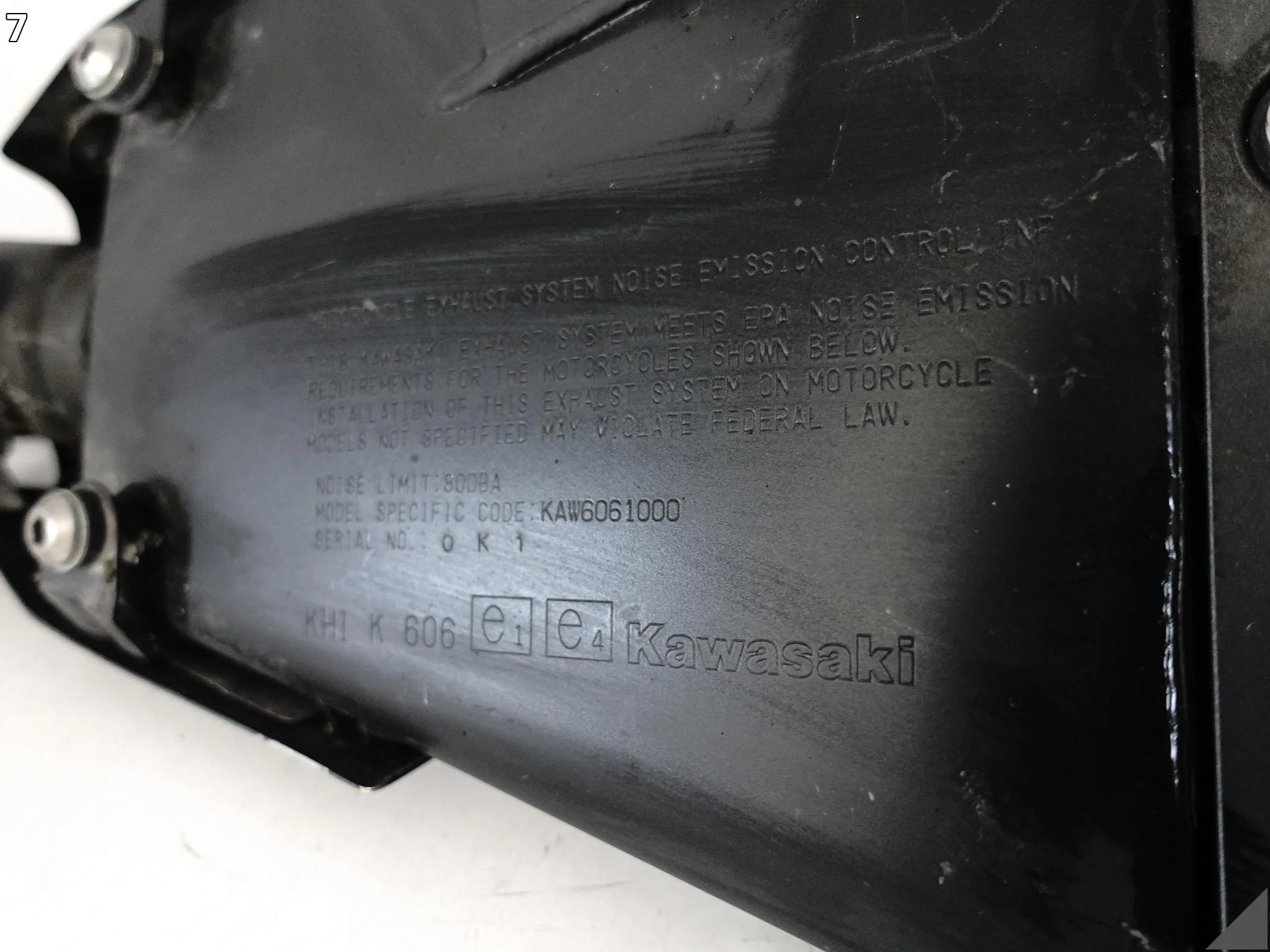 KAWASAKI Z Z1000 11-16 TŁUMIK WYDECH UKŁAD WYDECHOWY PRAWY TYŁ KHI K 606 bd76b4919885efeb8973c1abb335bbb7