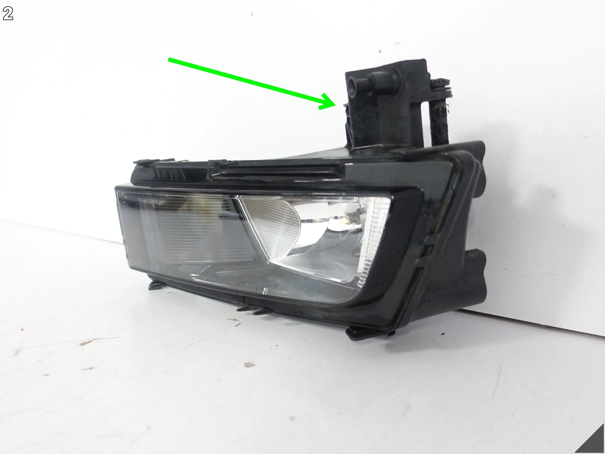 VW TOURAN II 5TA 15- HALOGEN LAMPA W ZDERZAK PRAWA PRZÓD 5TA941662A 969e18f89472c143e66c377802164381