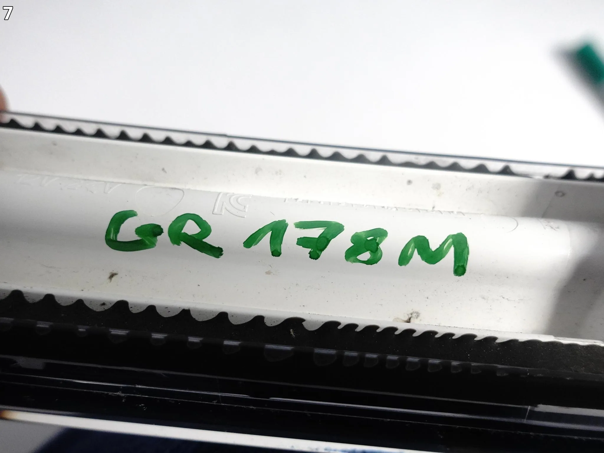VW ID7 ID.7 14A ED2 ED5 23- LAMPA LISTWA LED DRL PRAWY W ZDERZAK PRZÓD 3815443c7f57f5455728233190b5c15e