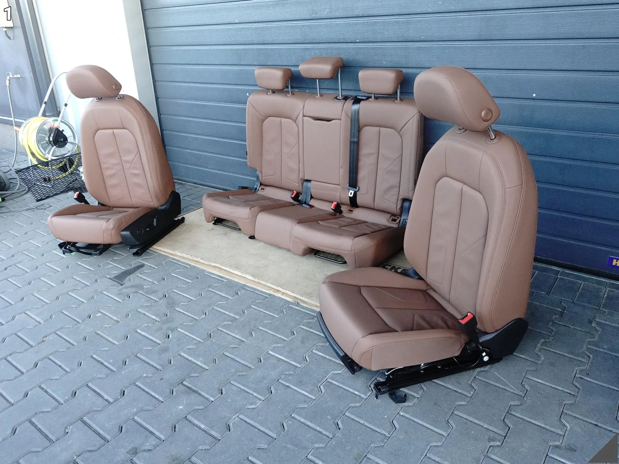 AUDI Q3 83A F3 18-25 KOMPLET FOTELI KANAPA PRZÓD TYŁ SKÓRA OKAPI BRAUN 52fcaacfe93596bfec7ff041b1c54d45