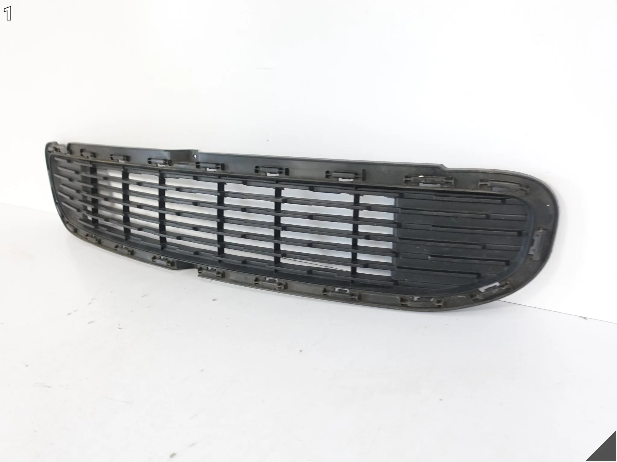RENAULT TWINGO III (3 GENERACJA) 18-24 LIFT ATRAPA KRATKA ŚRODKOWA DOLNA 5abb0ee60a7583e943c7db41682c7822