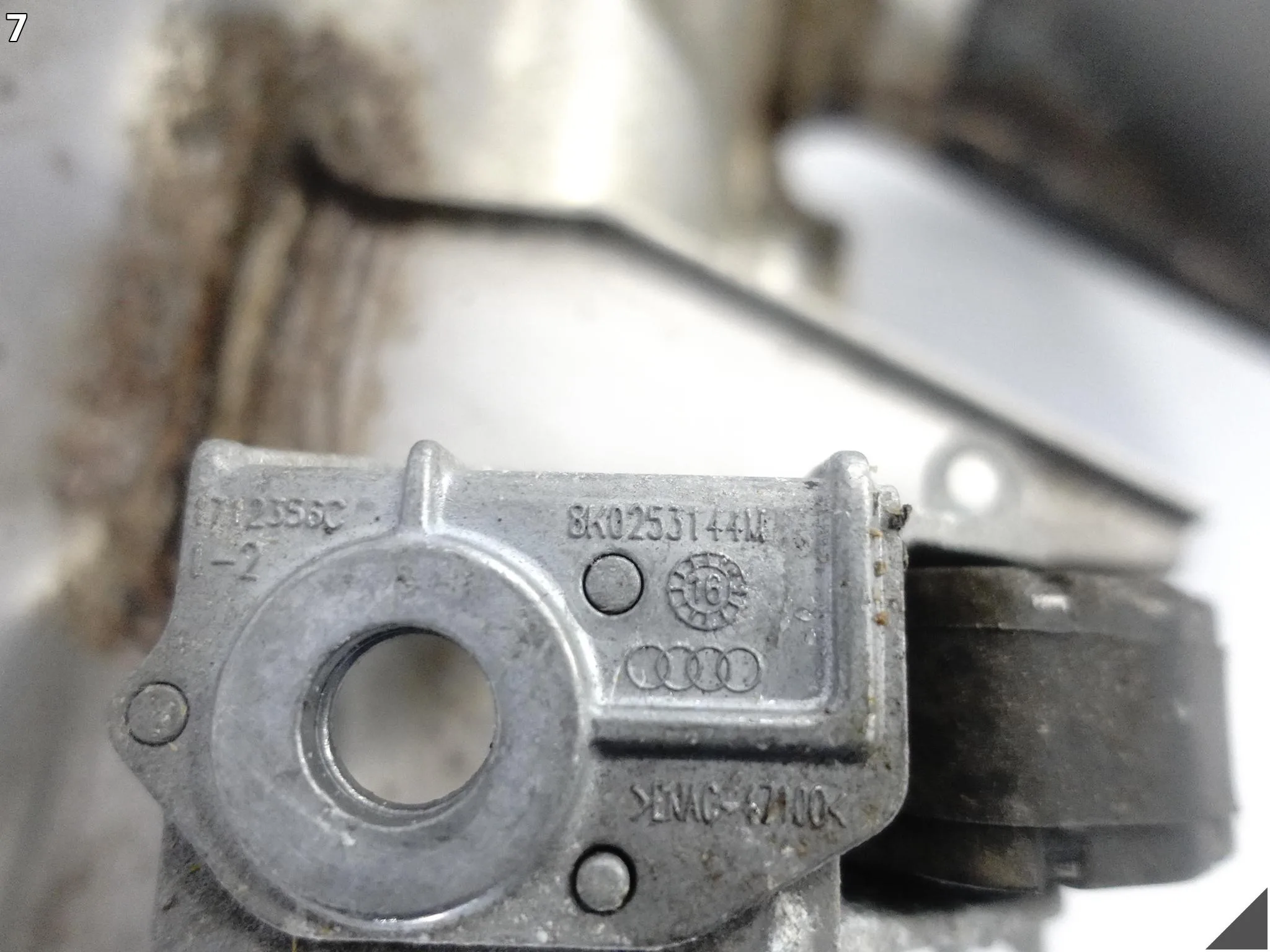 AUDI A7 4G8 A6 4G0 C7 10-18 TŁUMIK WYDECH UKŁAD WYDECHOWY PRAWY TYŁ 2.0TFSI c9739b4d97a9f675aa3332493dcb6977