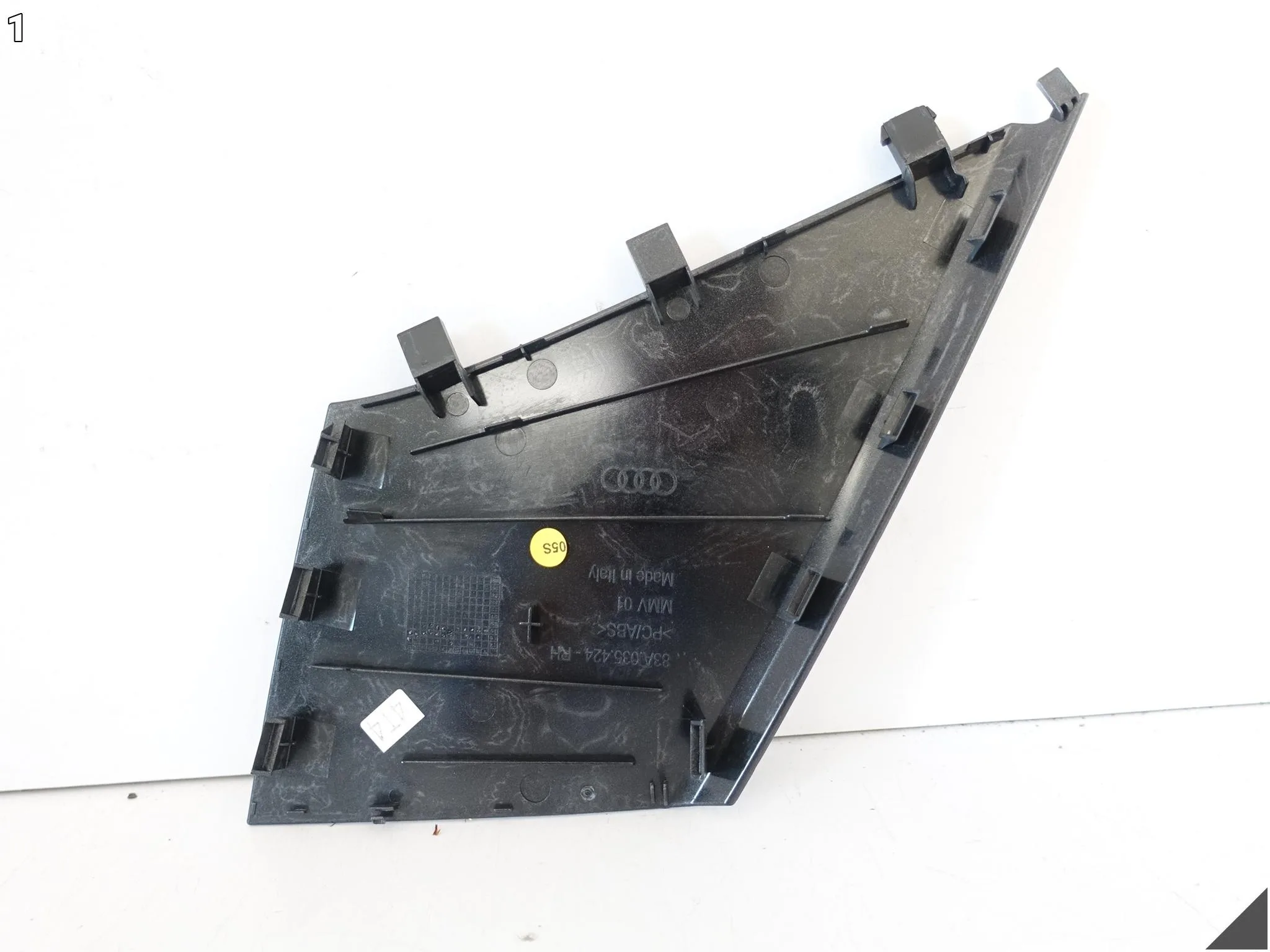 AUDI Q3 83A F3 18-25 OSŁONA LISTWA DEKOR TAPICERKA DRZWI TYŁ PRAWY e32fe74beaa97e0c9c1a29dd6a864a1f