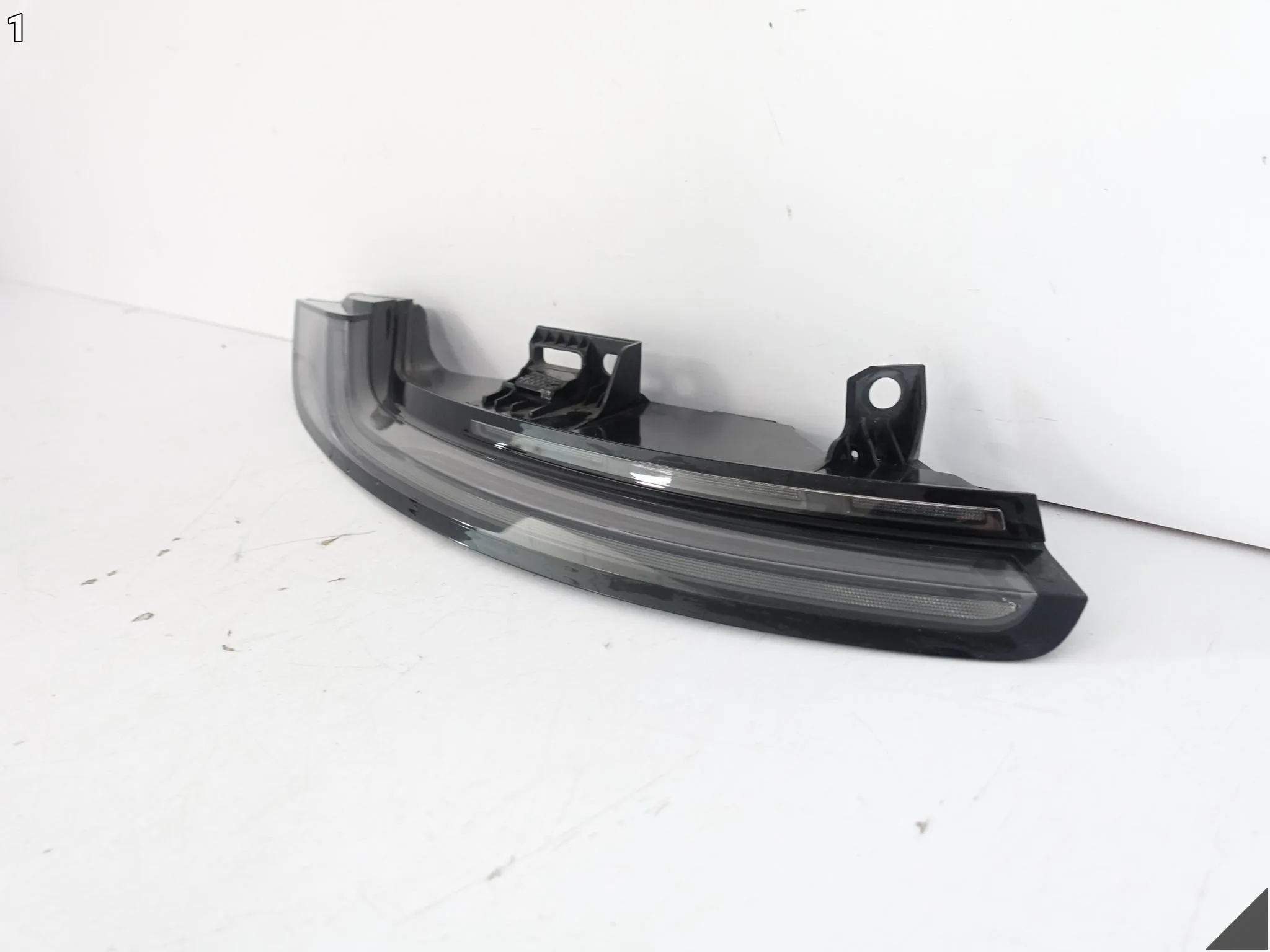 PORSCHE 911 992 19- LAMPA LED W BŁOTNIK LEWA TYŁ EUROPA BASE 992945091E cf5cb53d123574405e8bfab9f78efef0