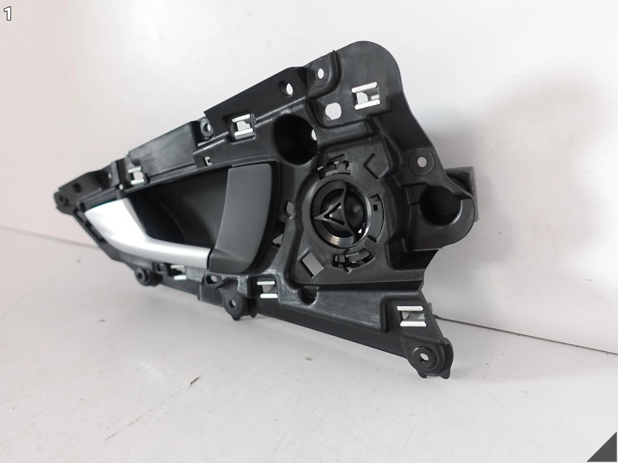 AUDI A7 S7 RS7 C7 4G8 10-18 KLAMKA DRZWI UCHWYT MECHANIZM LEWA TYŁ CHROM 08a4c30bf549b11e05c619f976940e66