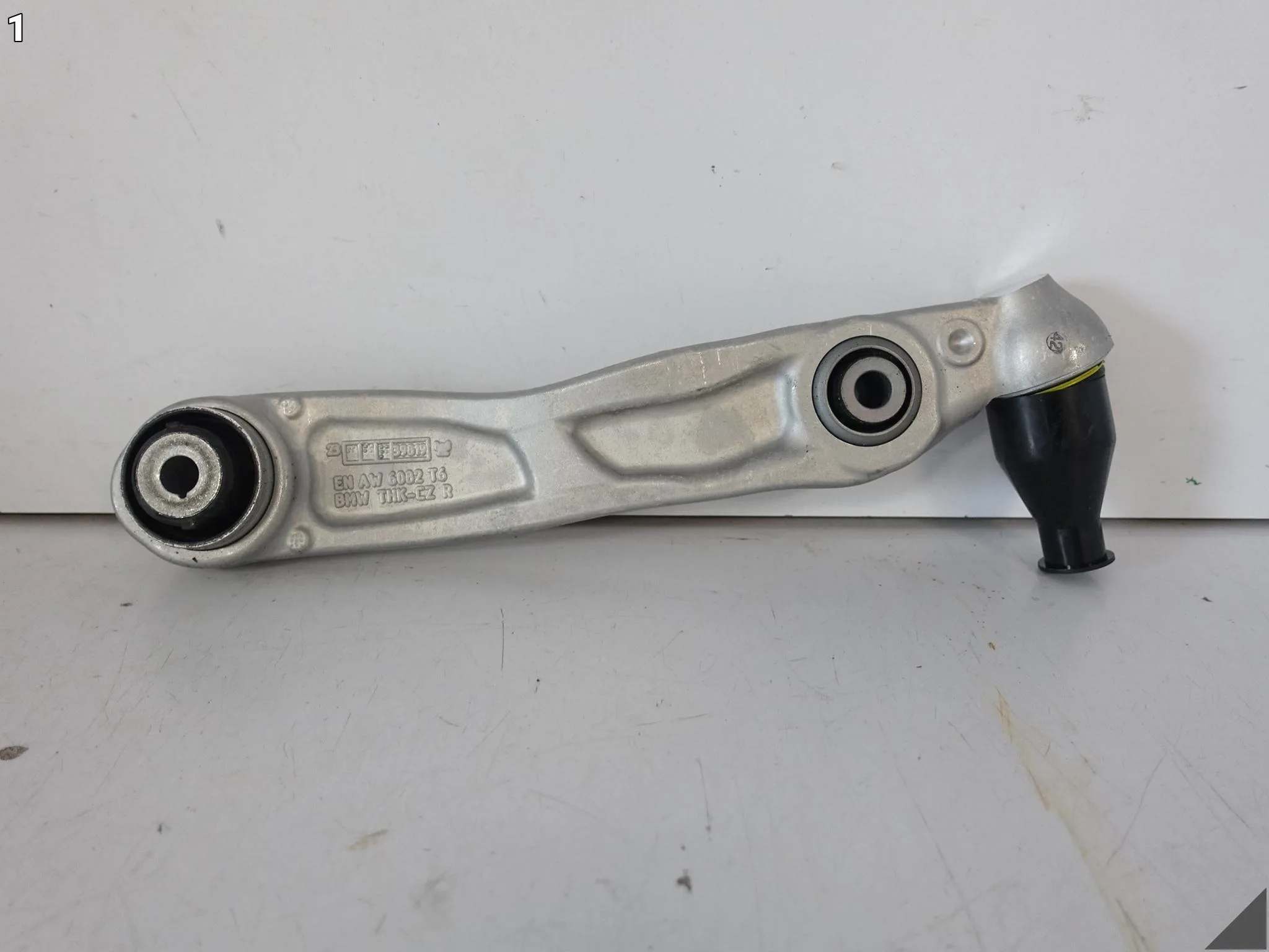 BMW 5 G60 G61 23- WAHACZ POPRZECZNY DOLNY PRZÓD PRAWY ORYGINALNY ad43f57760a5db2dbaa9e8017a80dee2