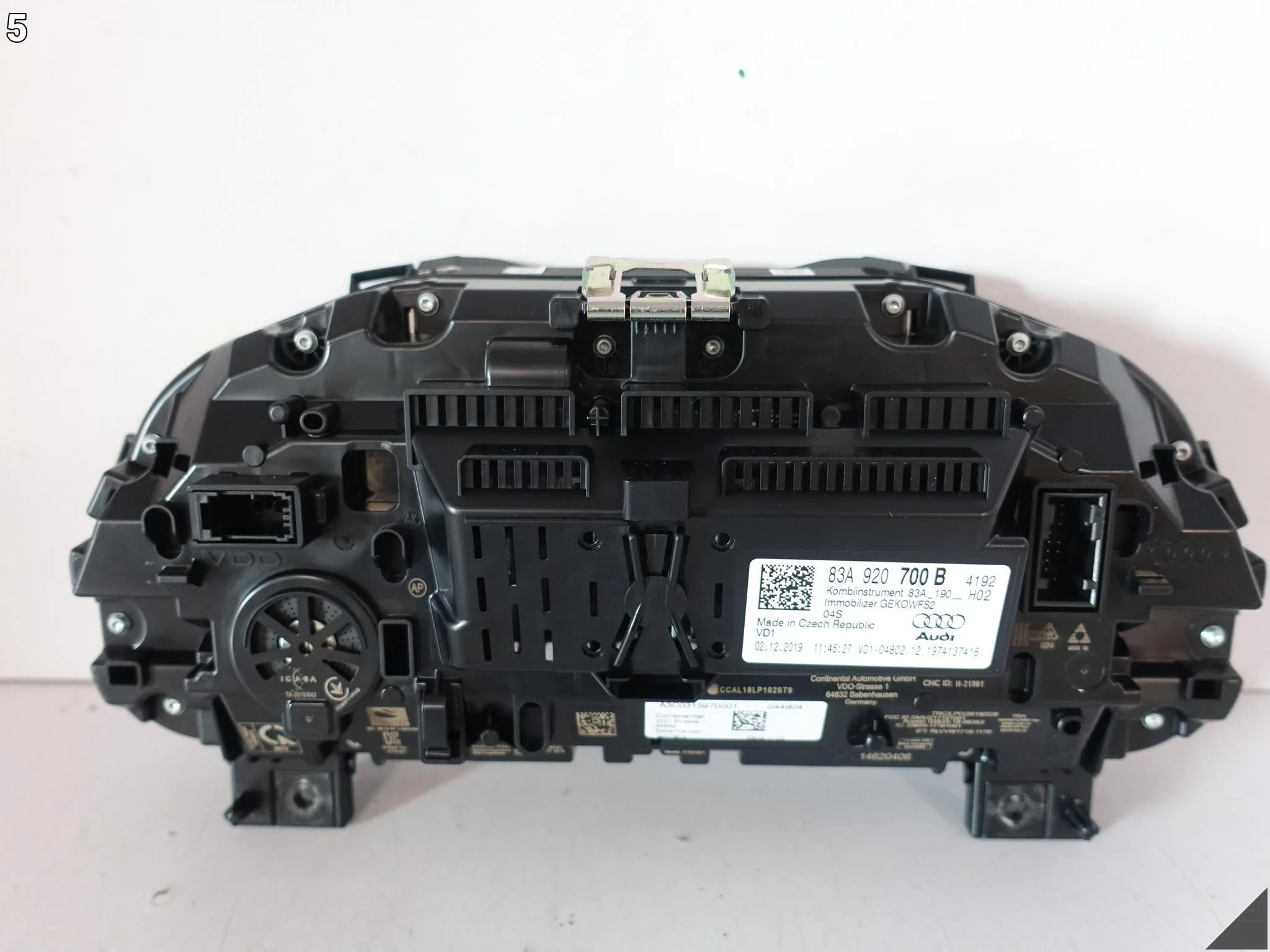 AUDI Q3 83A F3 18-25 LICZNIK ZEGAR WYŚWIETLACZ VIRTUAL DESKA KOKPIT EU 24KM 2b331ed8a712c440f34257927ec3c843
