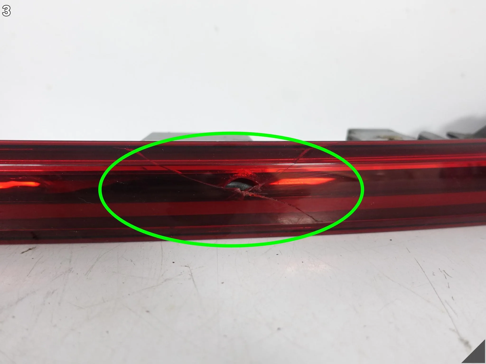AUDI E-TRON ETRON Q8 4KE 18- LAMPA KLAPY LED BLENDA ŚRODKOWA TYŁ TYLNA 767993b92ce29184aeb845aa0e34043e