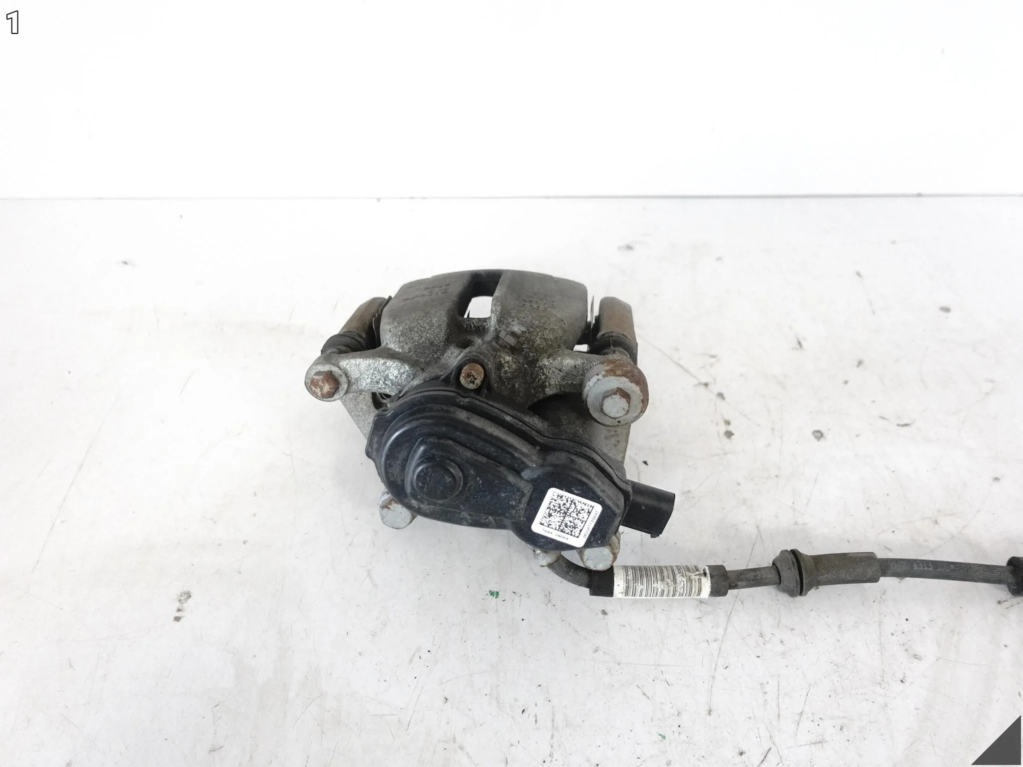 AUDI A7 S7 4G8 C7 LIFT 14-18 ZACISK HAMULCOWY PRAWY TYŁ 2.0TFSI TRW *22 KM* 2834dfff12448683cb24a0d1d6dd3e17
