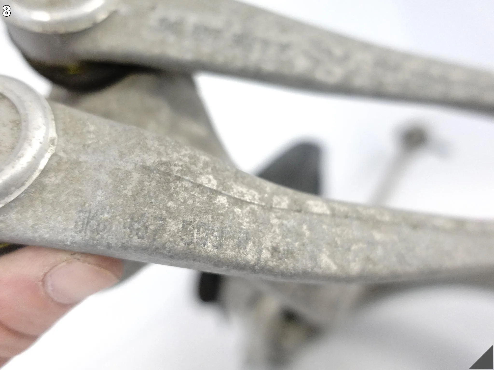 AUDI A7 S7 4G8 A6 S6 4G0 C7 14-18 LIFT ZWROTNICA WAHACZ OSŁONA LEWA PRZÓD 7d9e5a92e48093e4526593ae425857d1